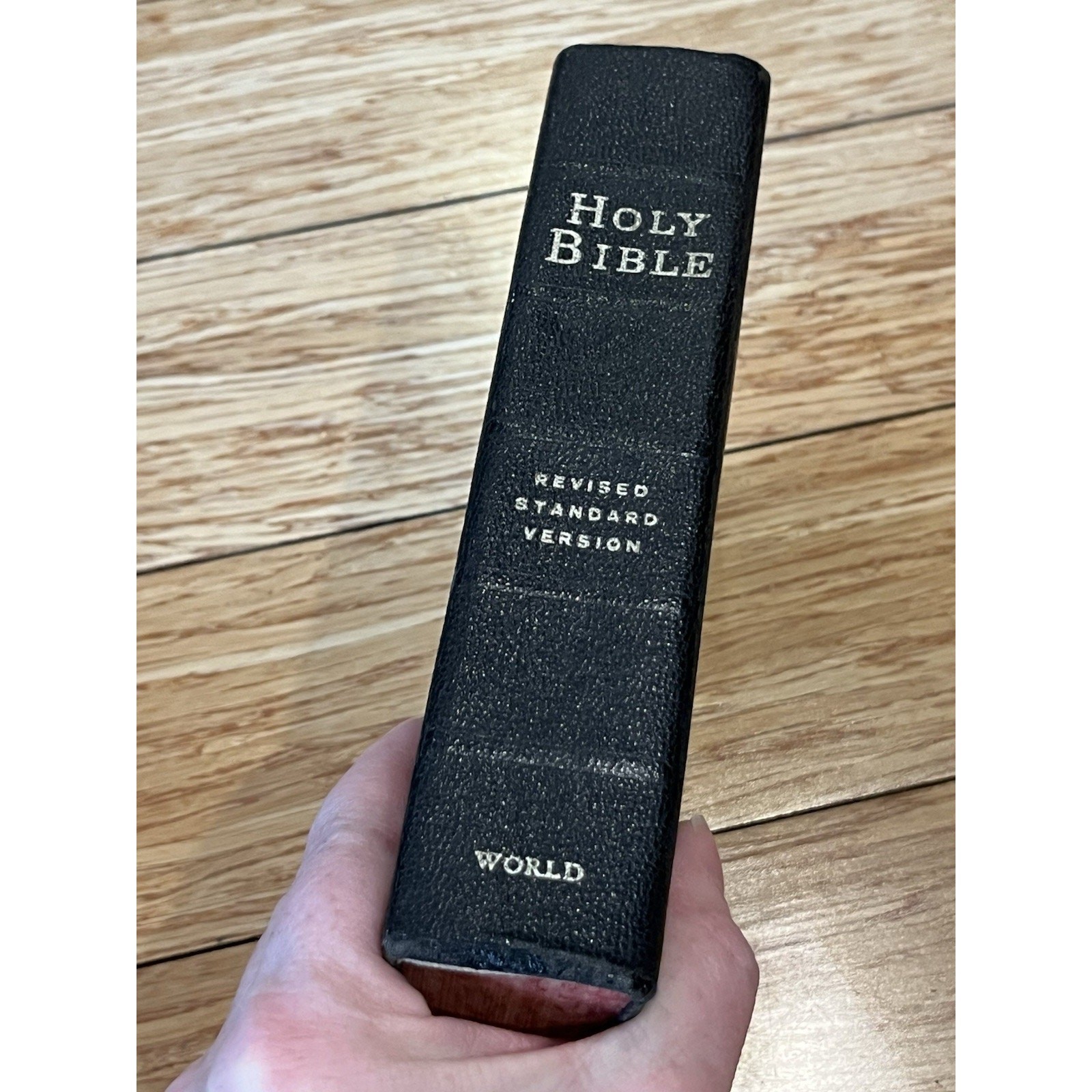 Holy Bible Concordance Revised Standard Version 1962 World Pub Self-Pronouncing