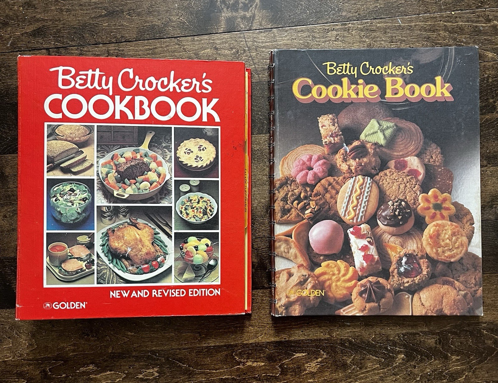 Betty Crocker Cookbook & Cookie Book Illustrated Hardcover Golden