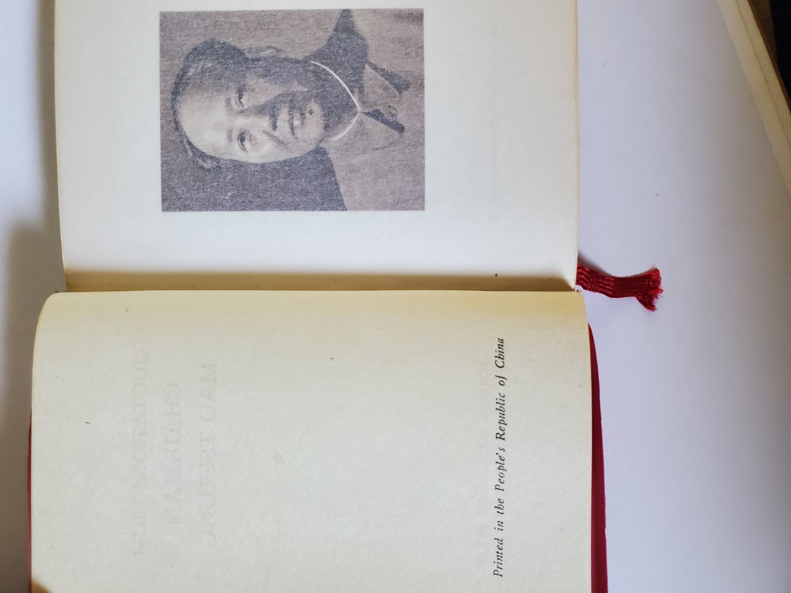 Quotations From Chairman Mao Tse-Tung 1972 Foreign Language Press