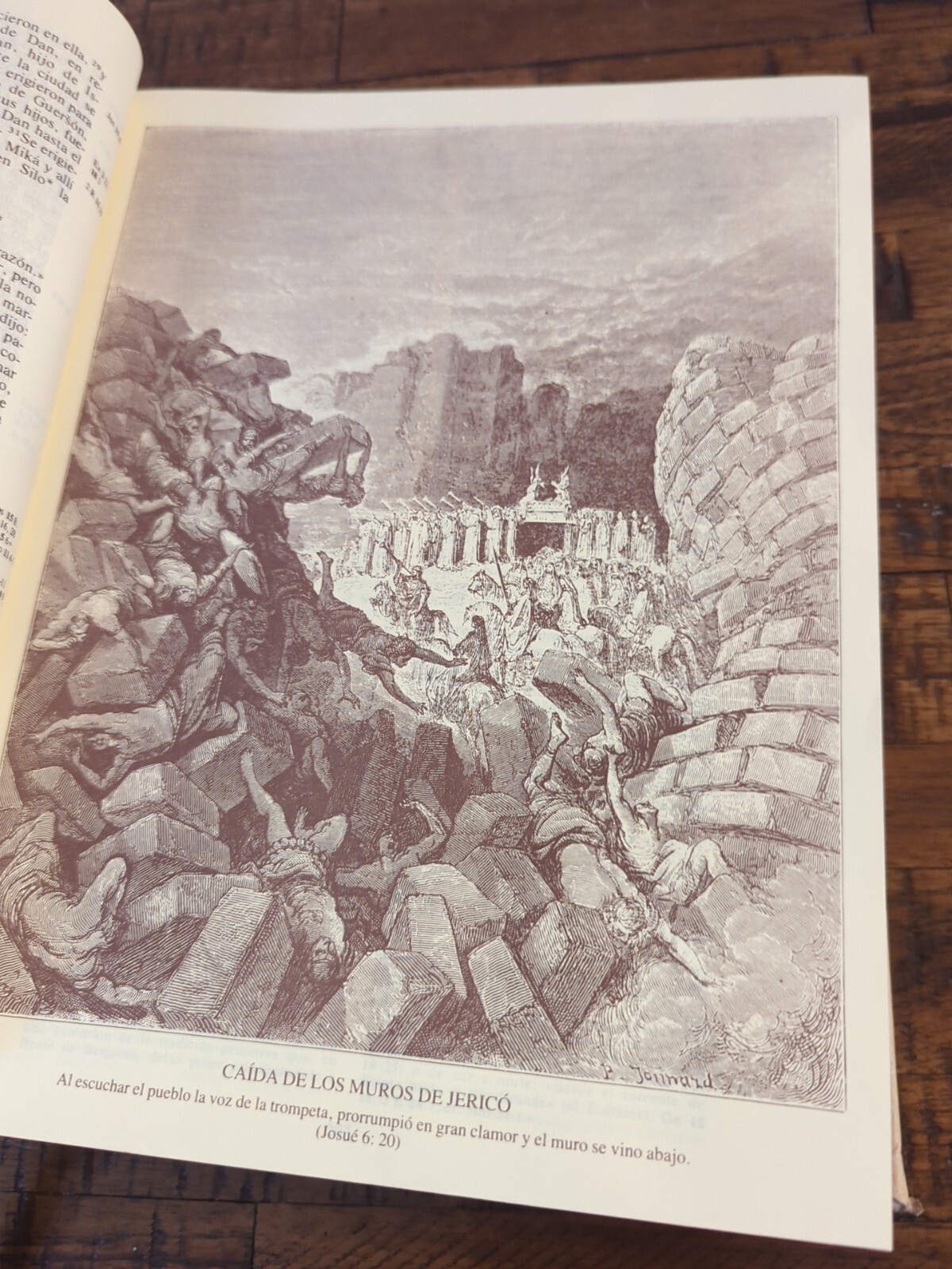 Vintage Bible-Bible Of Jerusalem, Illustrated by Gustave Doré – Volume One. 1999