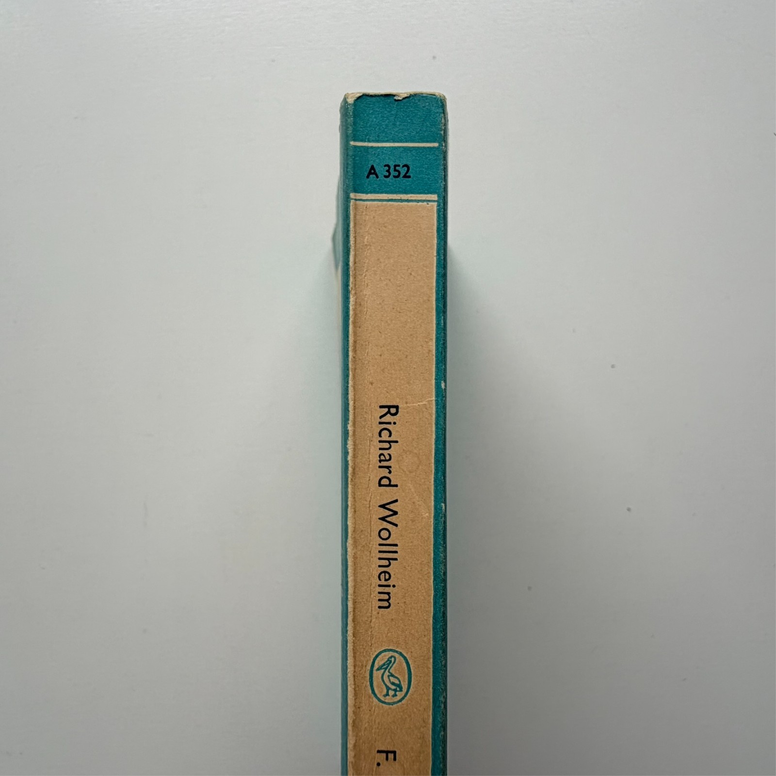 1959 F.H. Bradley – Richard Wollheim – Pelican Classics Softcover