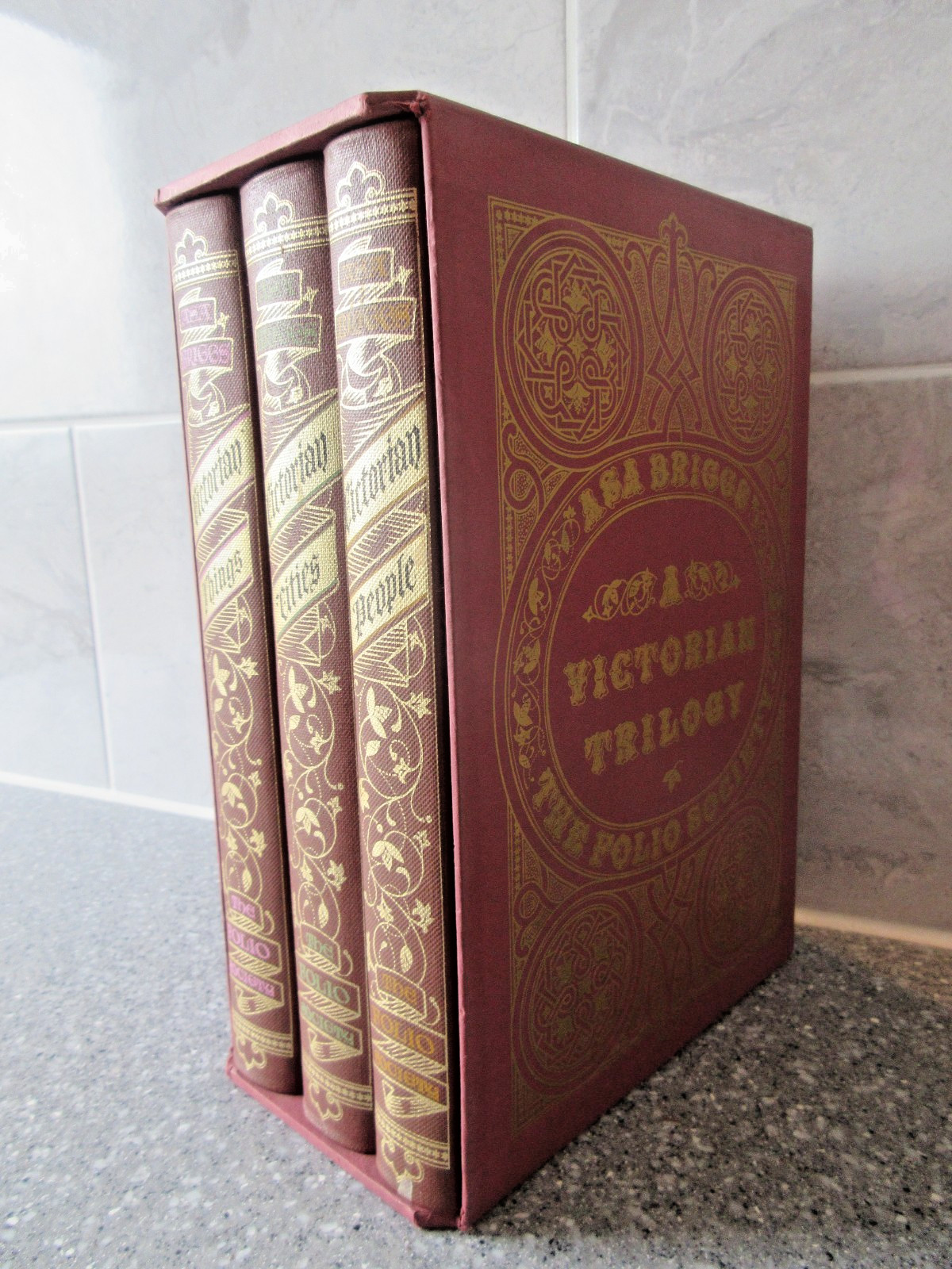 A Victorian Trilogy: People/ Cities/ Things. 3-Vol Luxury Edition in Case 1996