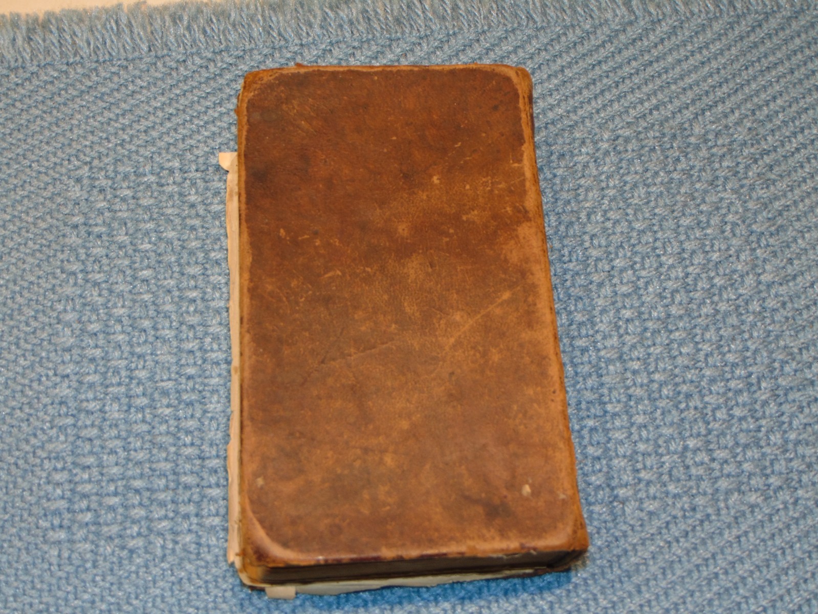 CIRCA 1830 LEATHER-ON-BOARD BOOK: “HISTORY OF THE UNITED STATES”