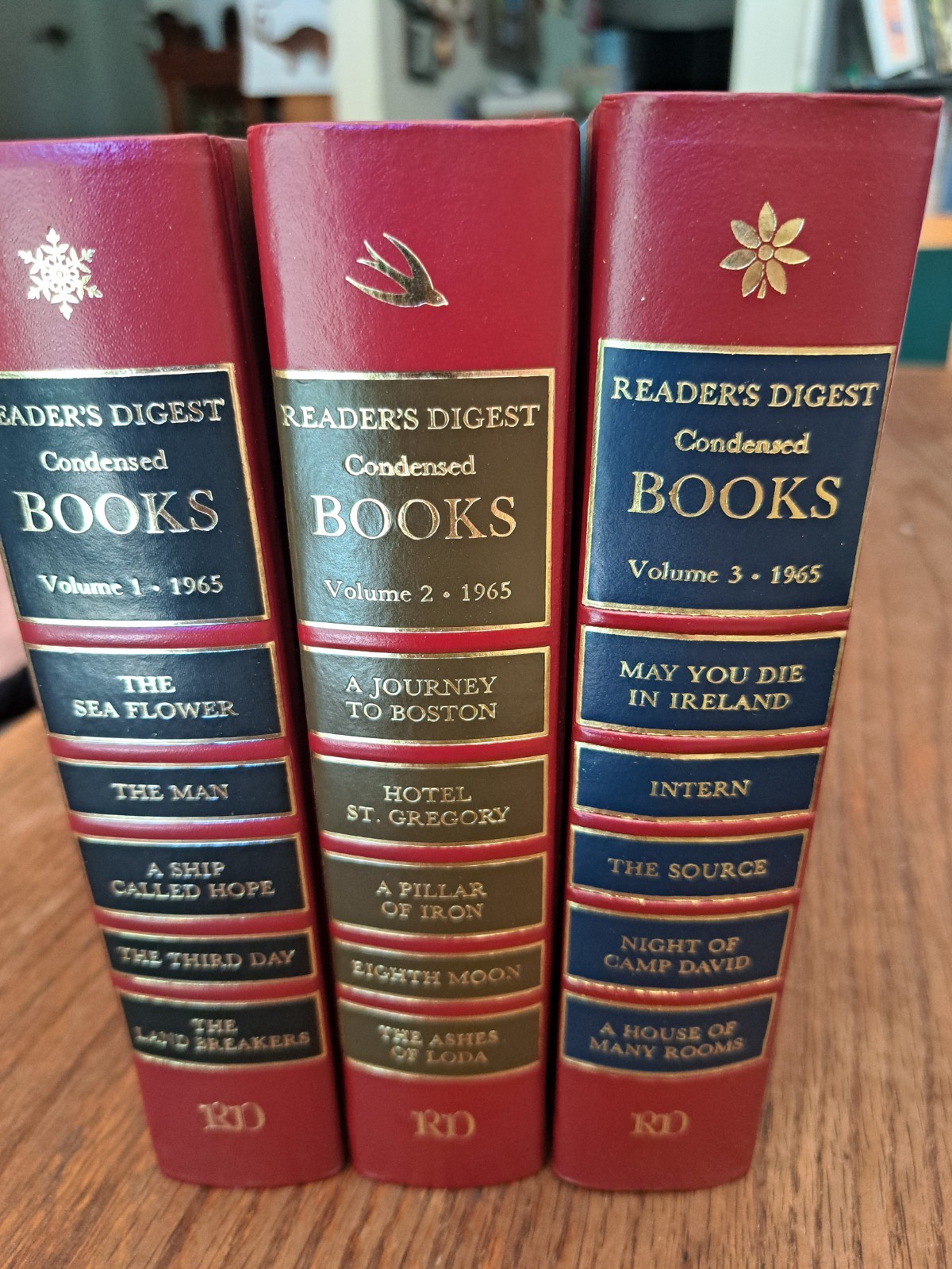 Vintage Readers Digest Condensed Books Lot of 8 Decorative Covers Staging Decor