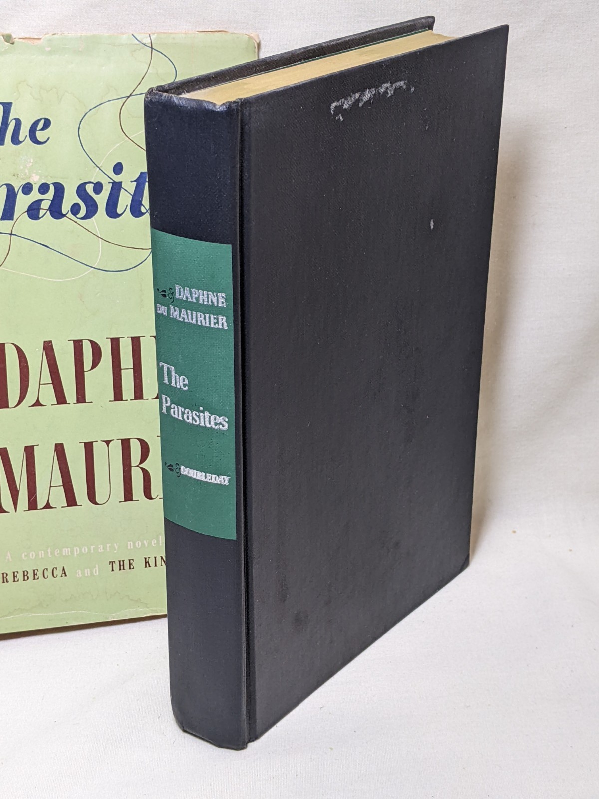 Daphne du Maurier Lot of 7 Novels – 5 Vintage HC/DJ + 2 Newer PB See Description