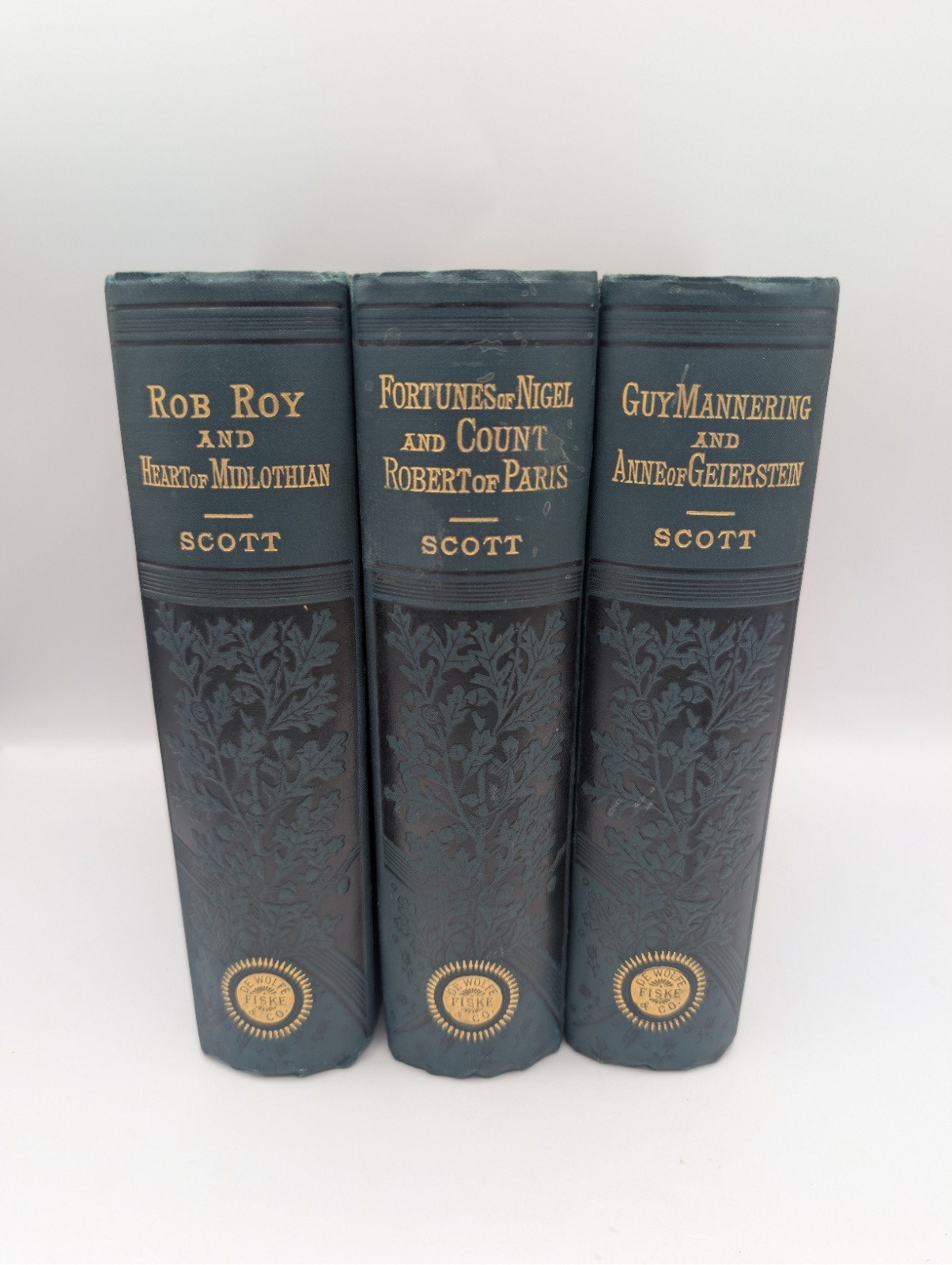 Antique 1880s Sir Walter Scott 3-Volume Hardcover Set – DeWolfe Fiske & Co. – De