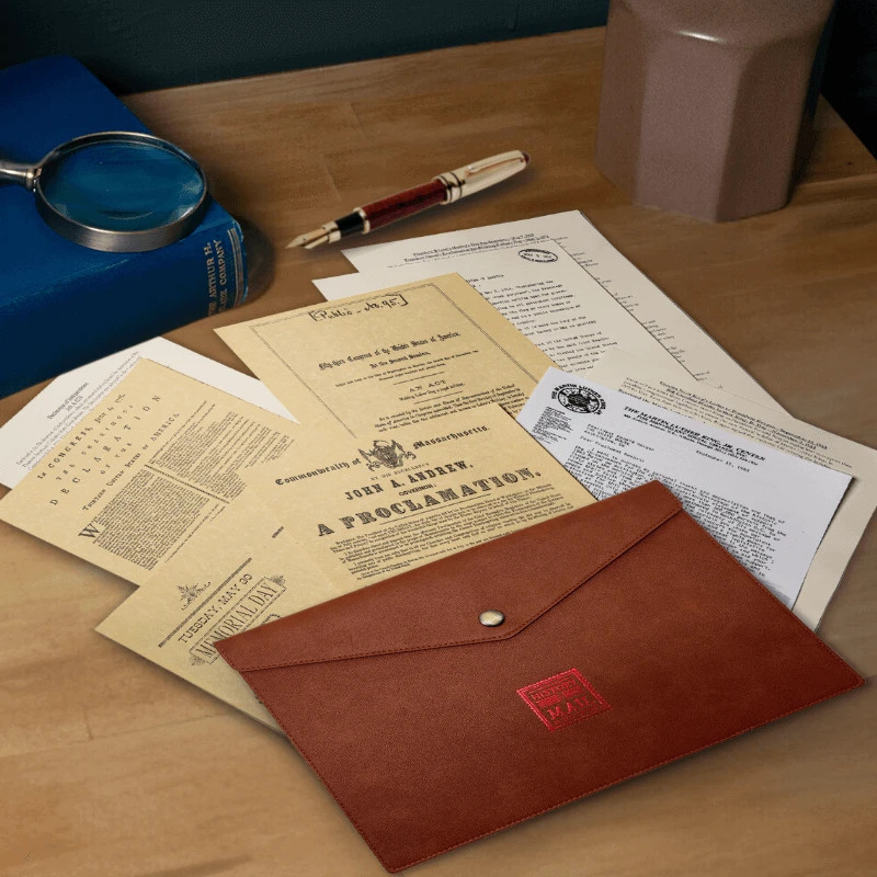 U.S. Holidays 1 Year History Replica Set + Keepsake Folio