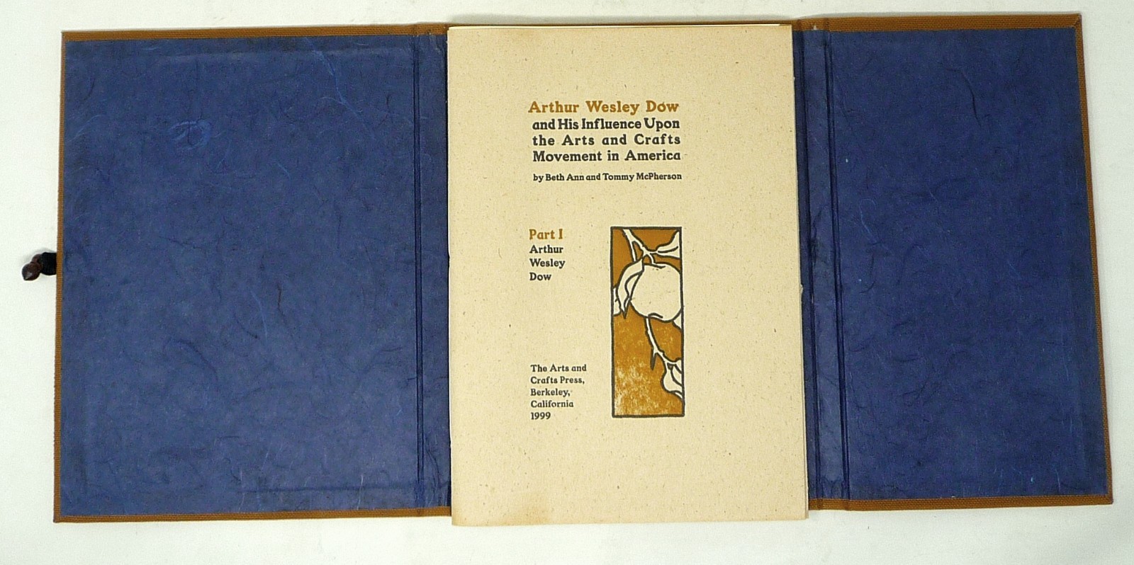 1999 Author Signed Arthur Wesley Dow Arts & Crafts Movement Two Books Portfolio