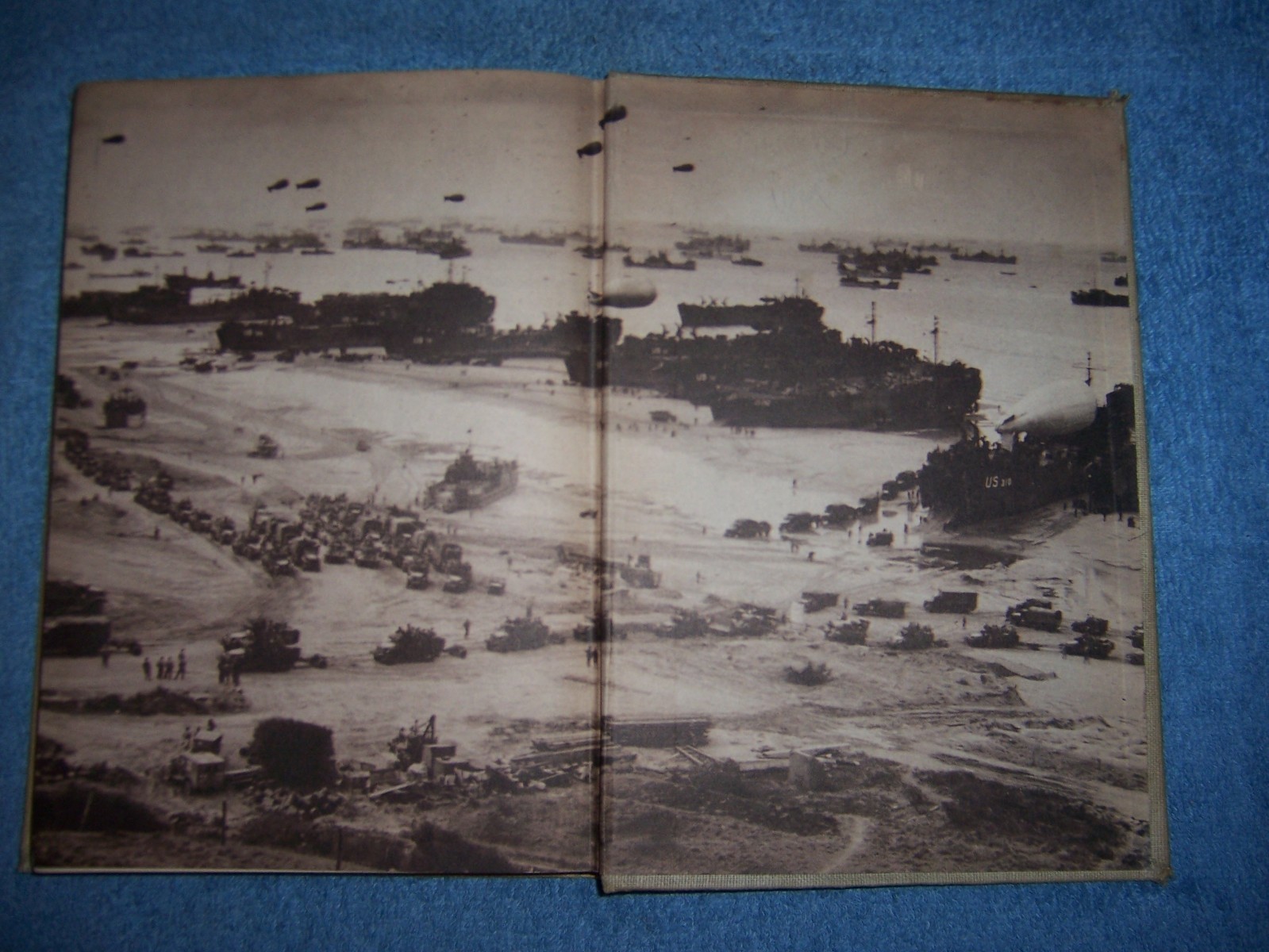 MOVIE LOT TO BEACHHEAD/1st Ed/HC/Military/WWII 1939-45