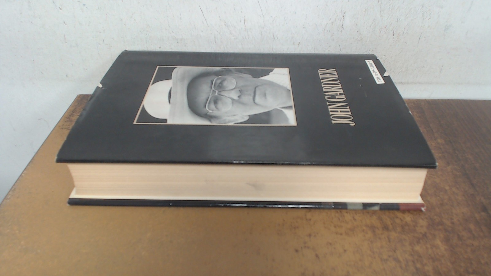 The Secret Houses, Gardner, John E., Putnam Pub Group, 1987, Hard