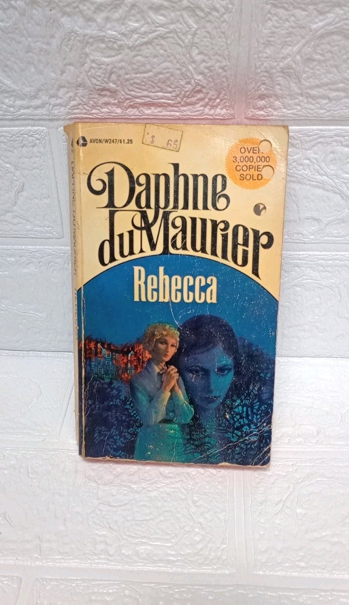 Rebecca By Daphne Du Maurier, Avon 1973
