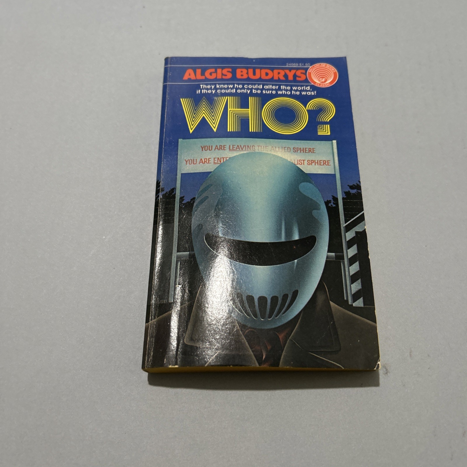 Lot Of 10 Vintage Sci Fi / Fantasy Paperback Books