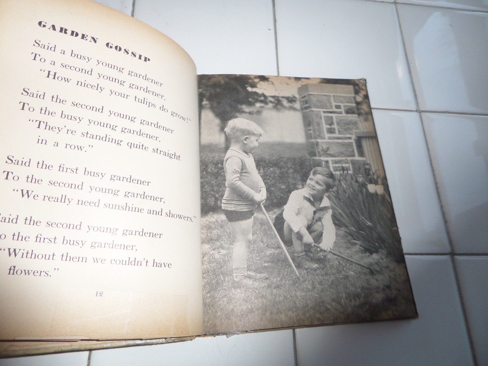 Happy Days,VINTAGE Rand McNally,1937(PHOTOGRAPHS/Children)
