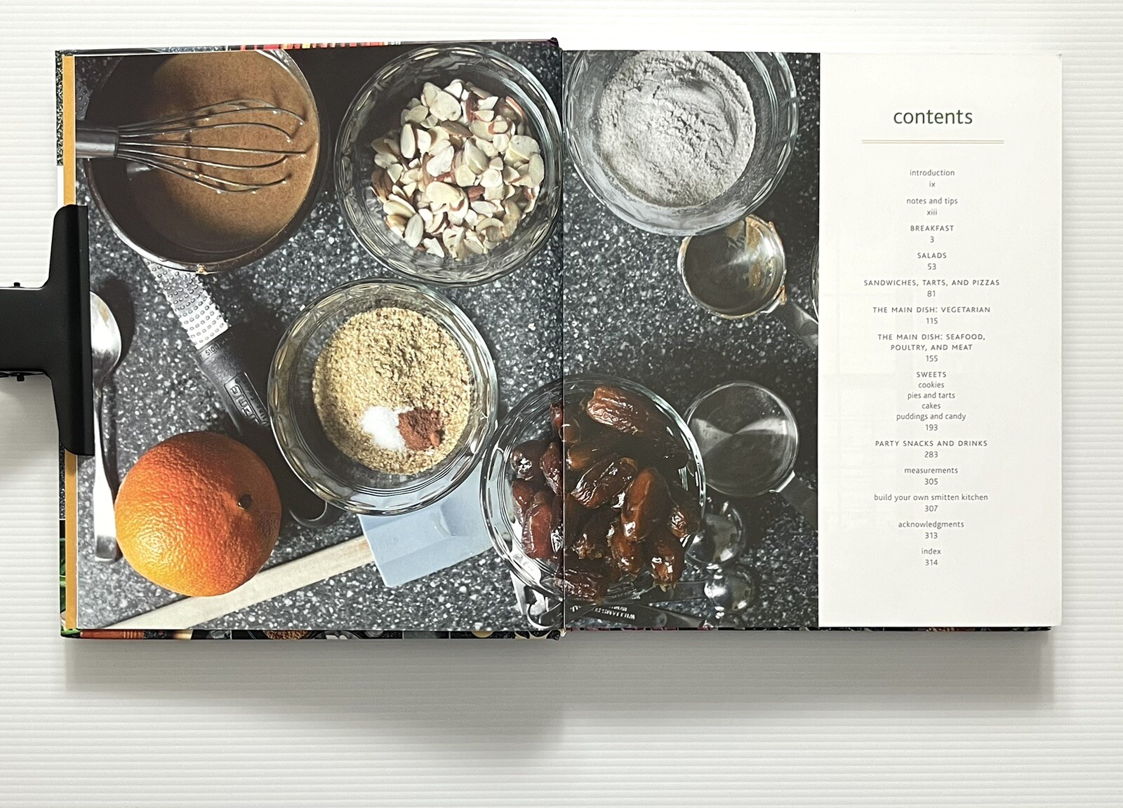 The Smitten Kitchen Cookbook by Deb Perelman HC 2012