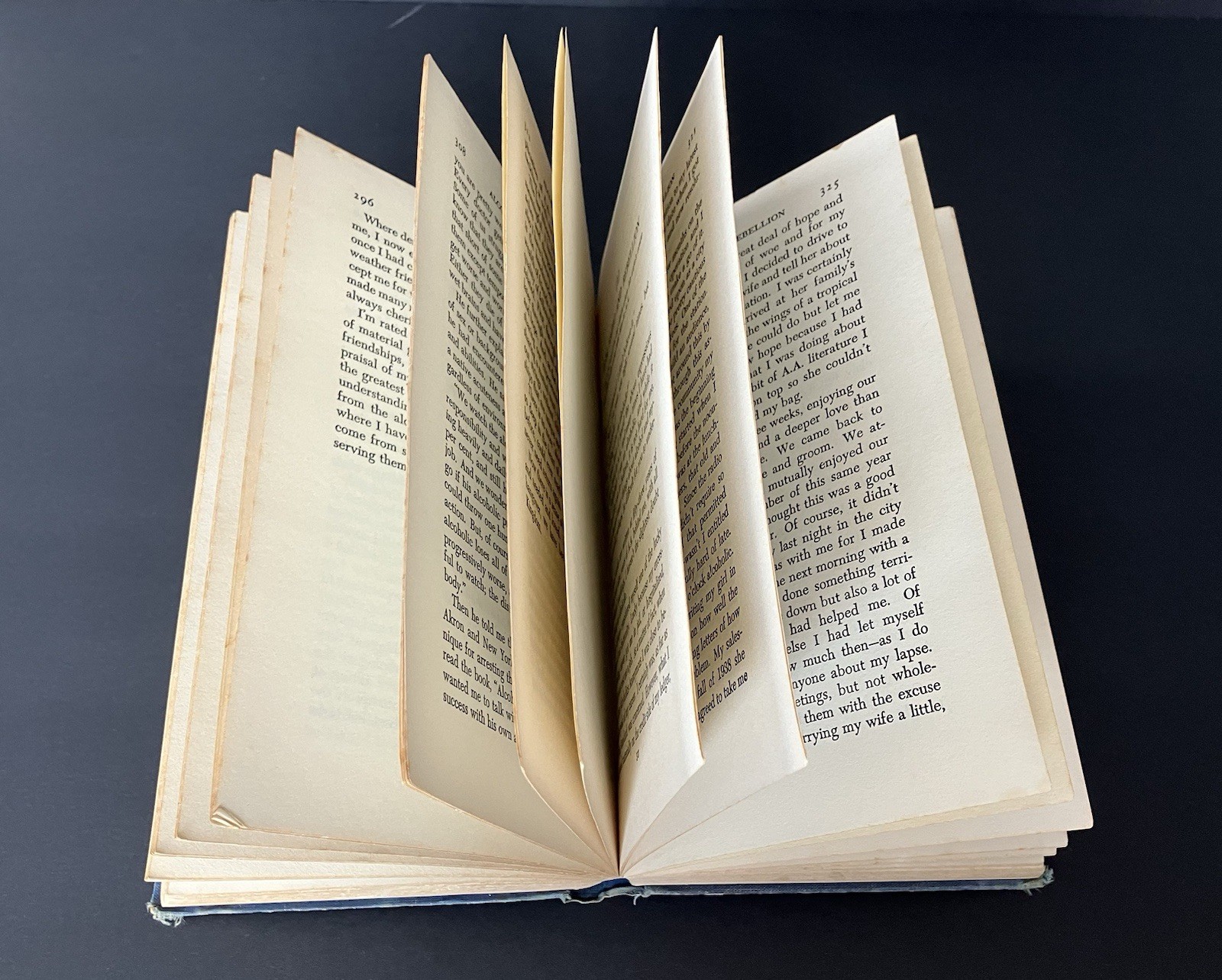 Vintage Alcoholics Anonymous Second Edition (1970)