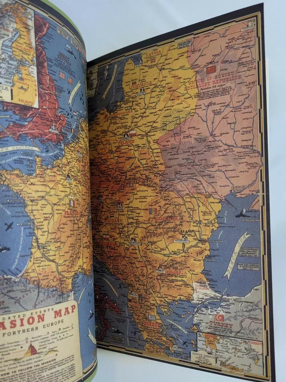 CLASSIC STORIES OF WORLD WAR II 16 Stories Soft Faux Leather Flexibound NEW