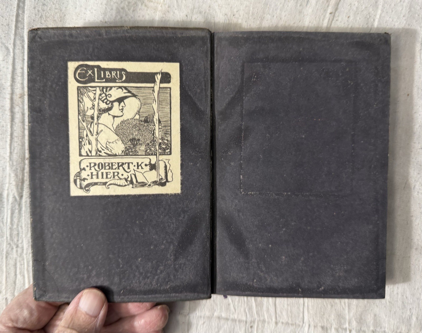 Alexandre Dumas Lot of 5 Circa 1910 Published by Thomas Nelson & Sons Leather