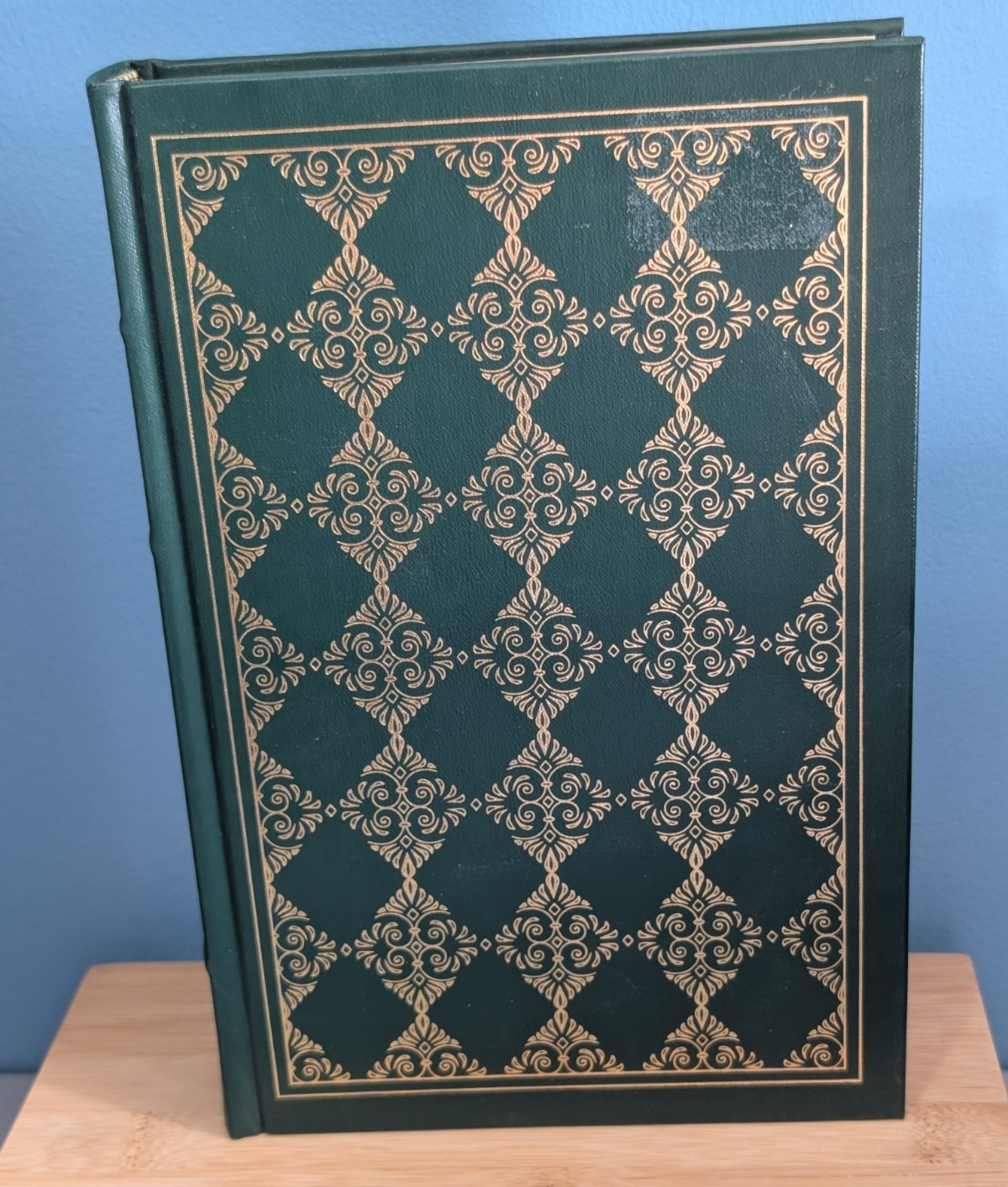 Lot of 8 Franklin Library Classics Gold Gilt Vintage Books 1980s VGC Staging