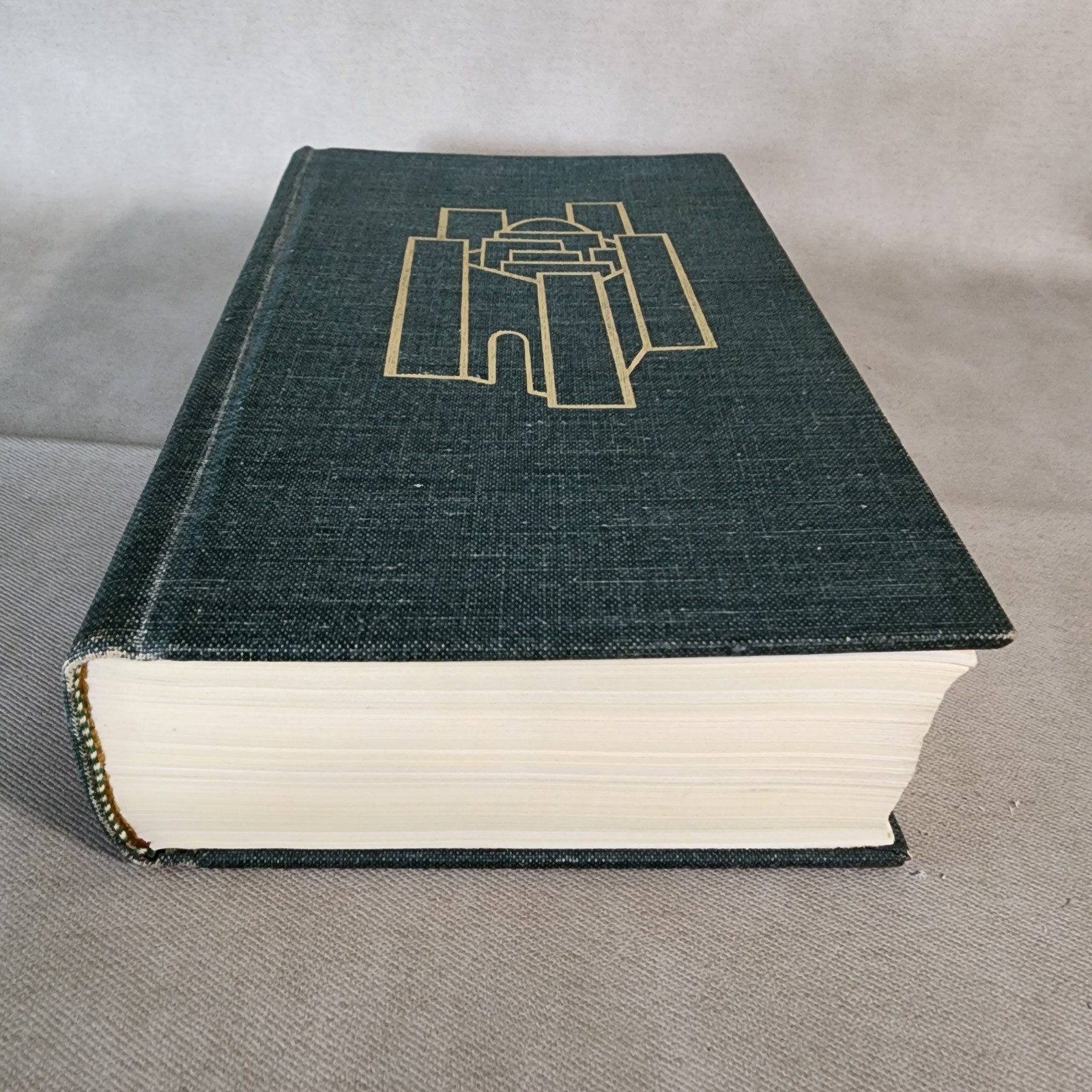 The New Saint St Andrew Daily Bible Missal, 1966,