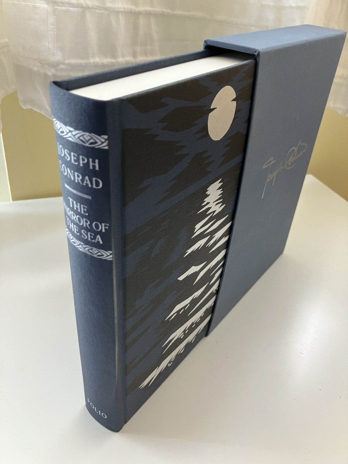 WORKS OF JOSEPH CONRAD Folio Society Edition in 17 Volumes with Slipcase
