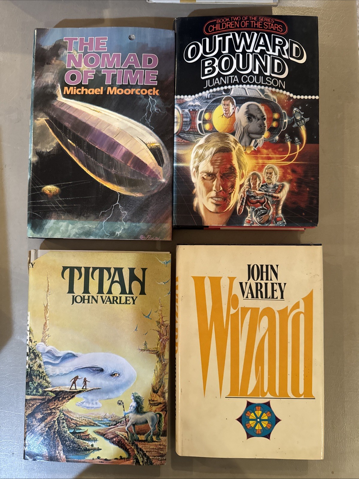 Mixed Lot of 30 Sci-Fi Novels HCDJ