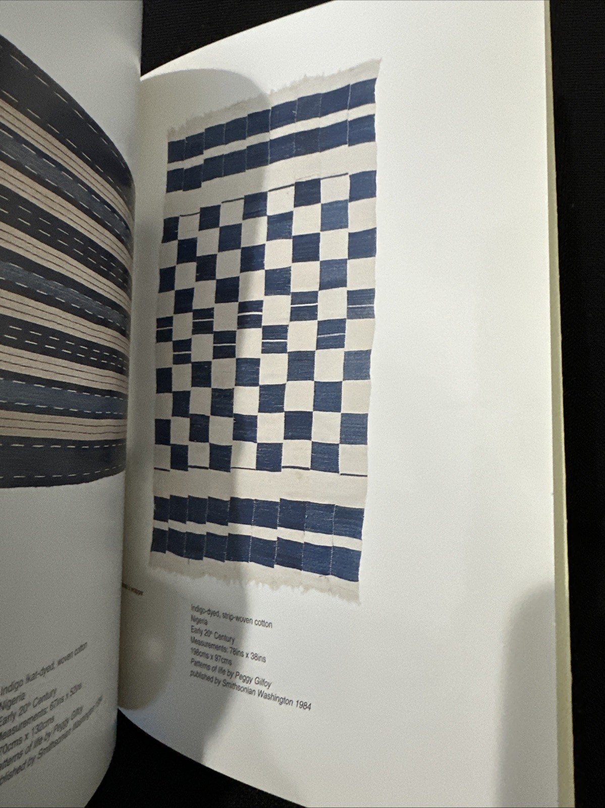 ESTHER FITZGERALD RARE TEXTILES 2003 1st Edition PB