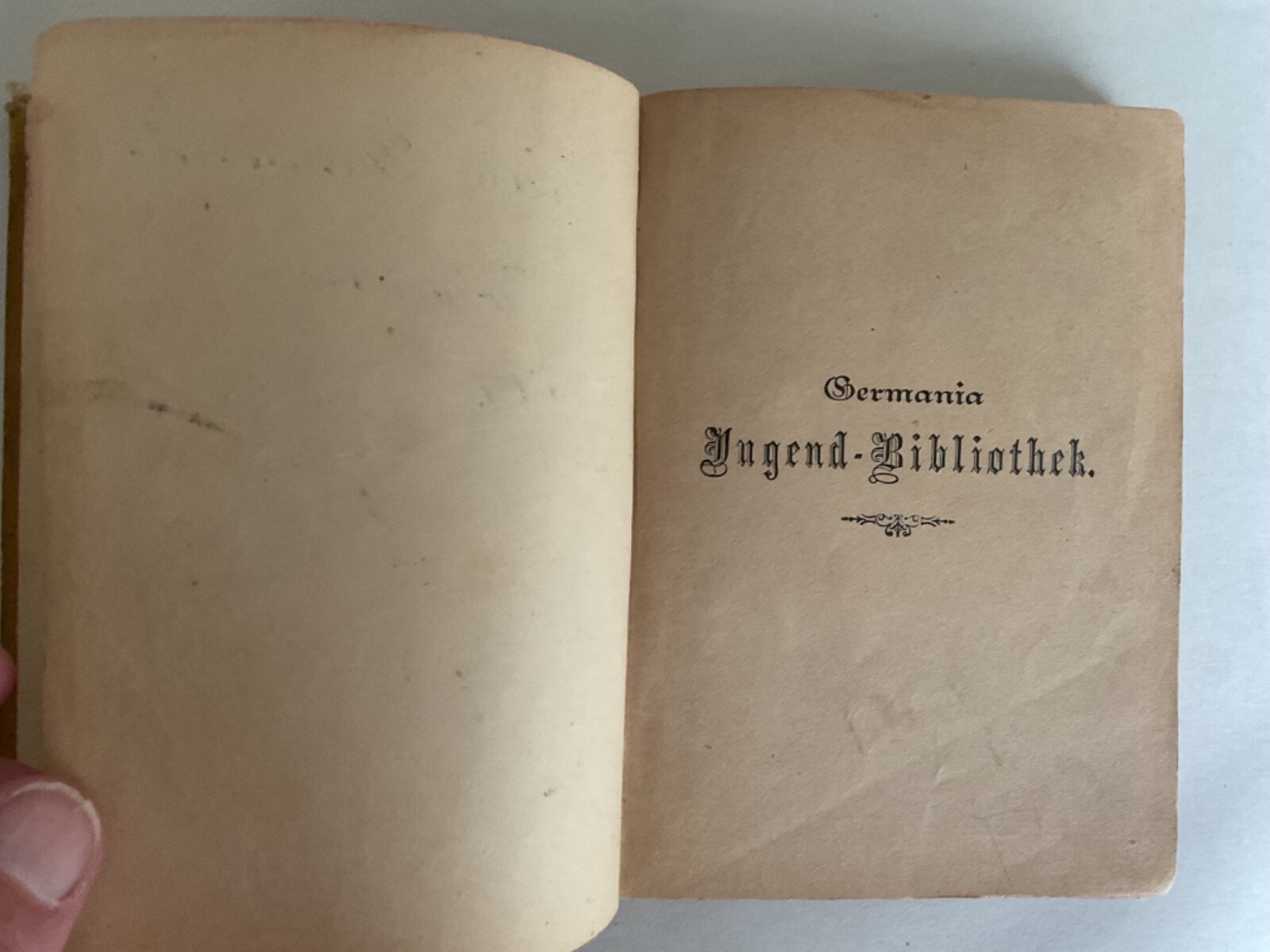 1887 Germania Jugendbibliothek High German Script Children’s Bible