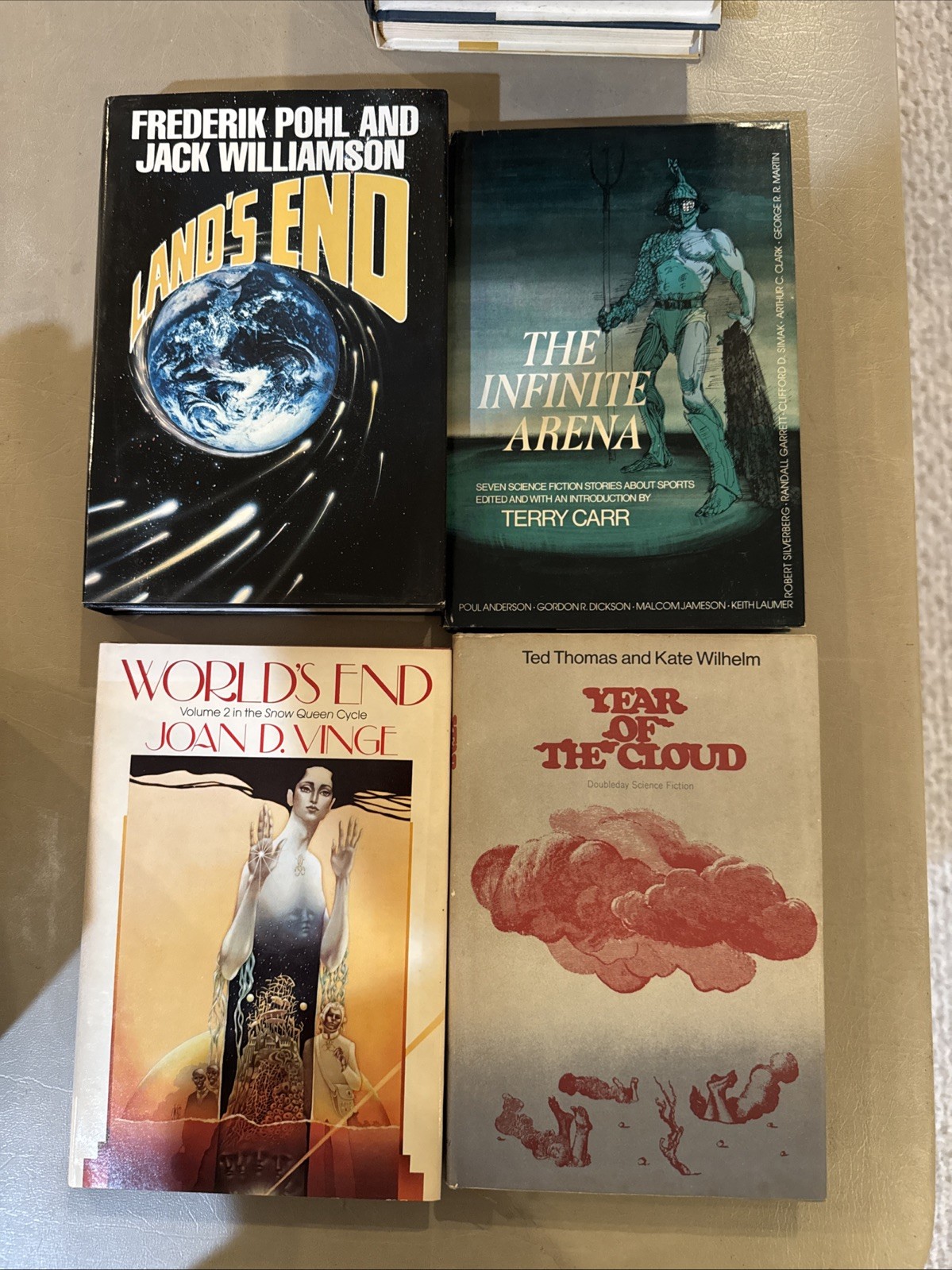 Mixed Lot of 30 Sci-Fi Novels HCDJ