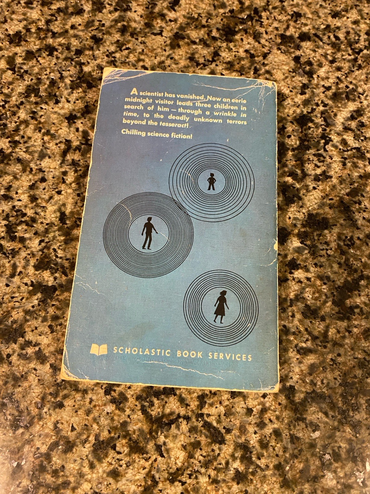 A Wrinkle In Time-Madeleine L’Engle-First Paperback Edition/8th Printing-TK 1595