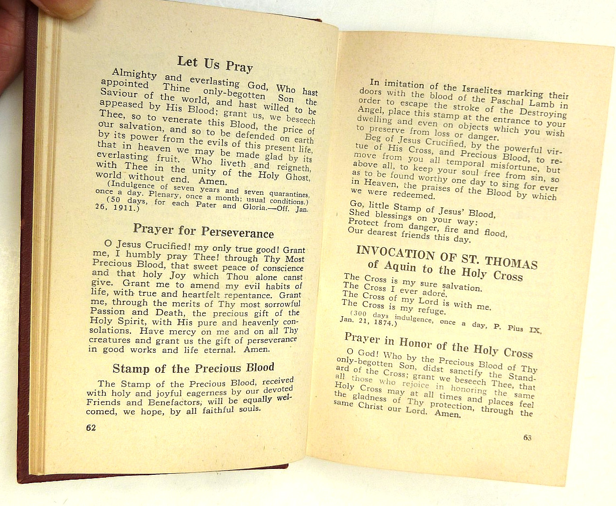 1947 Catholic WATER FROM THE FOUNTAINS OF THE PRECIOUS BLOOD, HB, Pocket Size