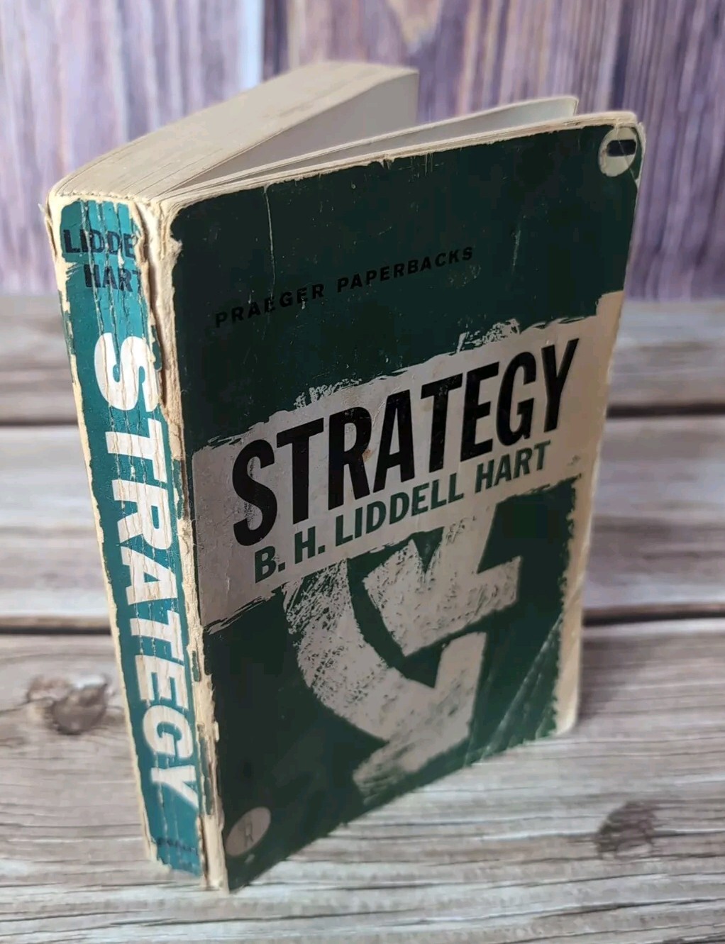 Strategy by B.H. Liddell Hart 1961 Paperback 8th Printing