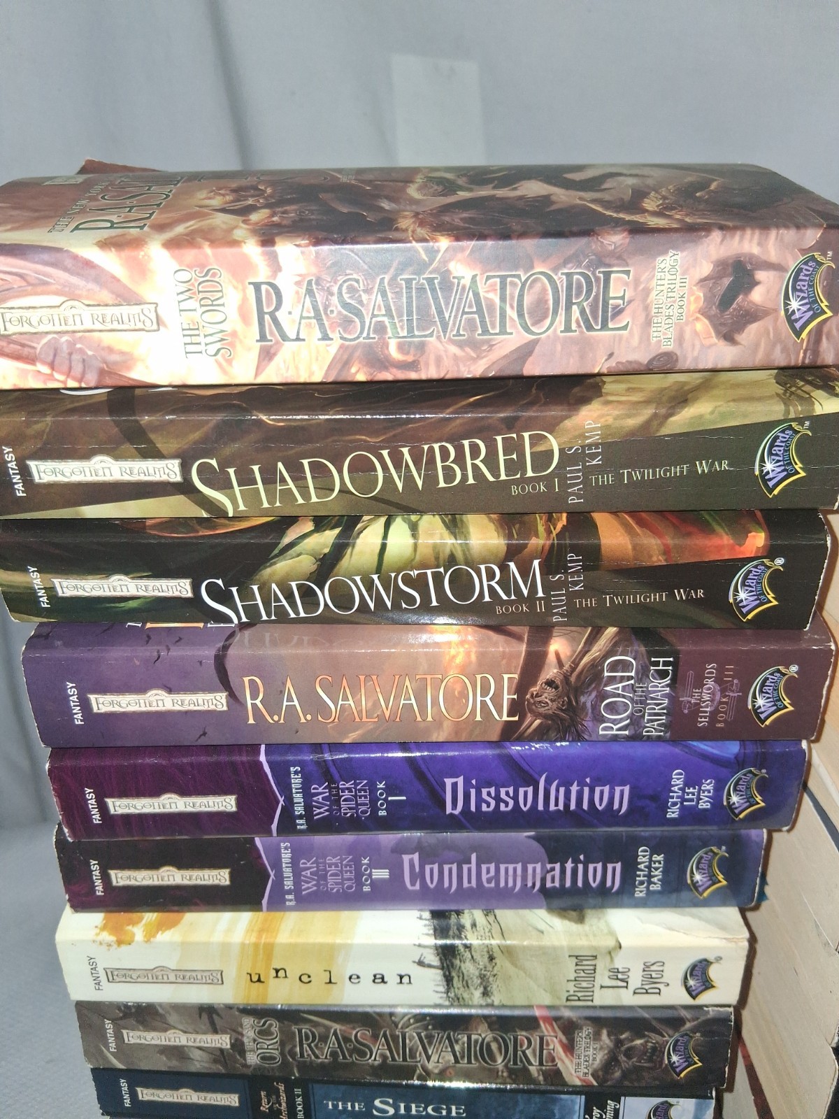Forgotten Realms Wizards Of The Coast Mixed Book Lot Of 28