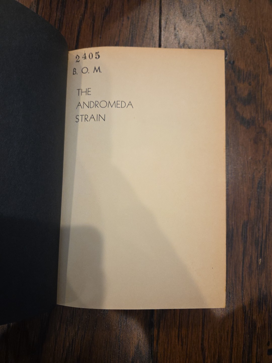 THE ANDROMEDA STRAIN Michael Crichton 1969 1st Ed/2nd Printing HC + DJ