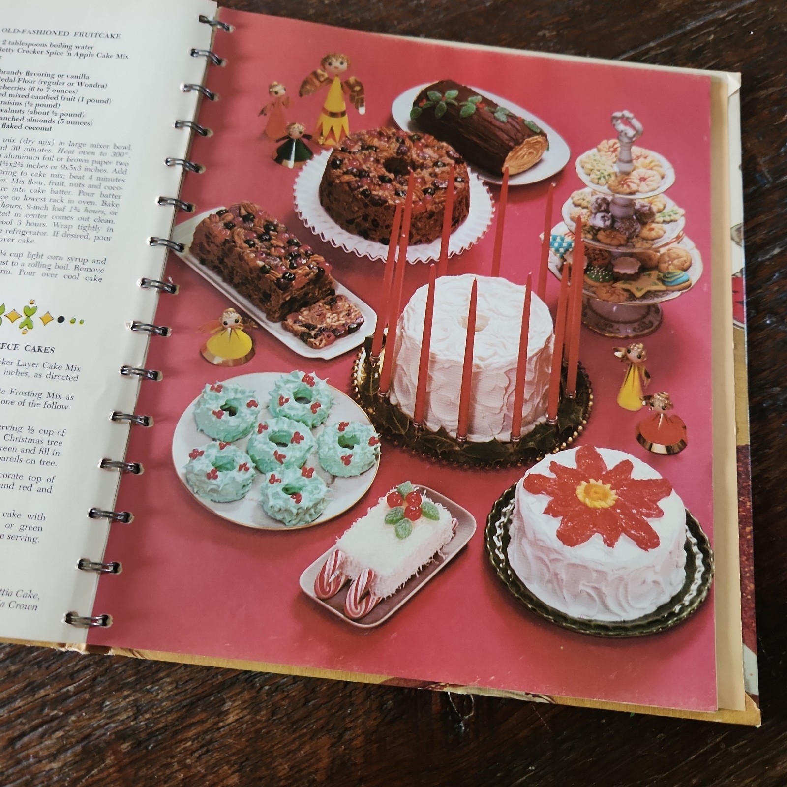 Betty Crocker Cake & Frosting Mix Cookbook – Vintage 1966 1st Edition HC Spiral