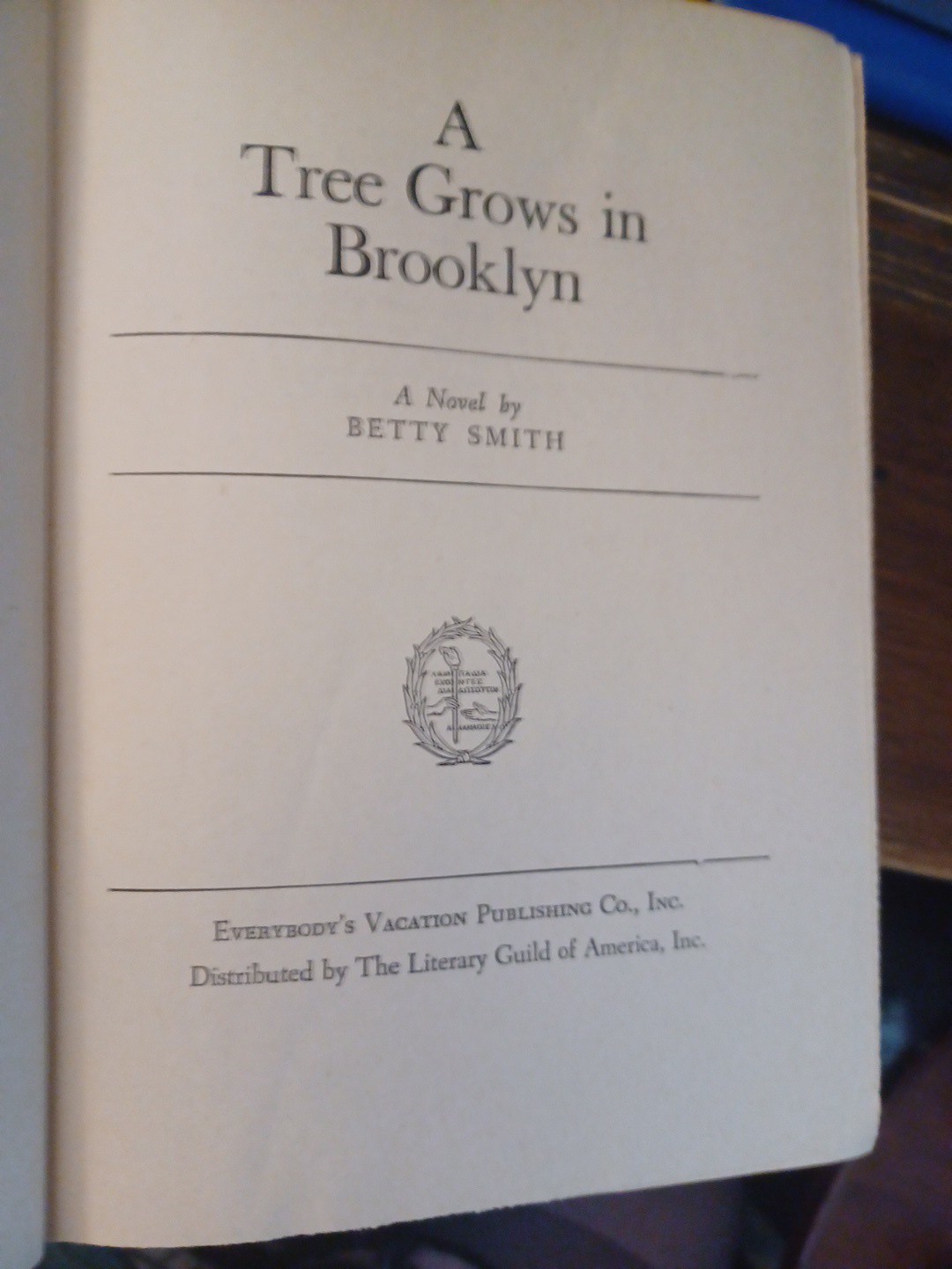 A Tree Grows in Brooklyn Betty Smith 1943 Harper & Brothers 1st ed GREEN HC