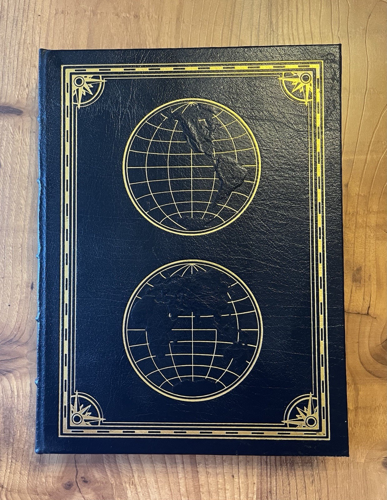 Easton Press 1991 ATLAS OF THE WORLD Oversized Leather Embossed Gilded Pages