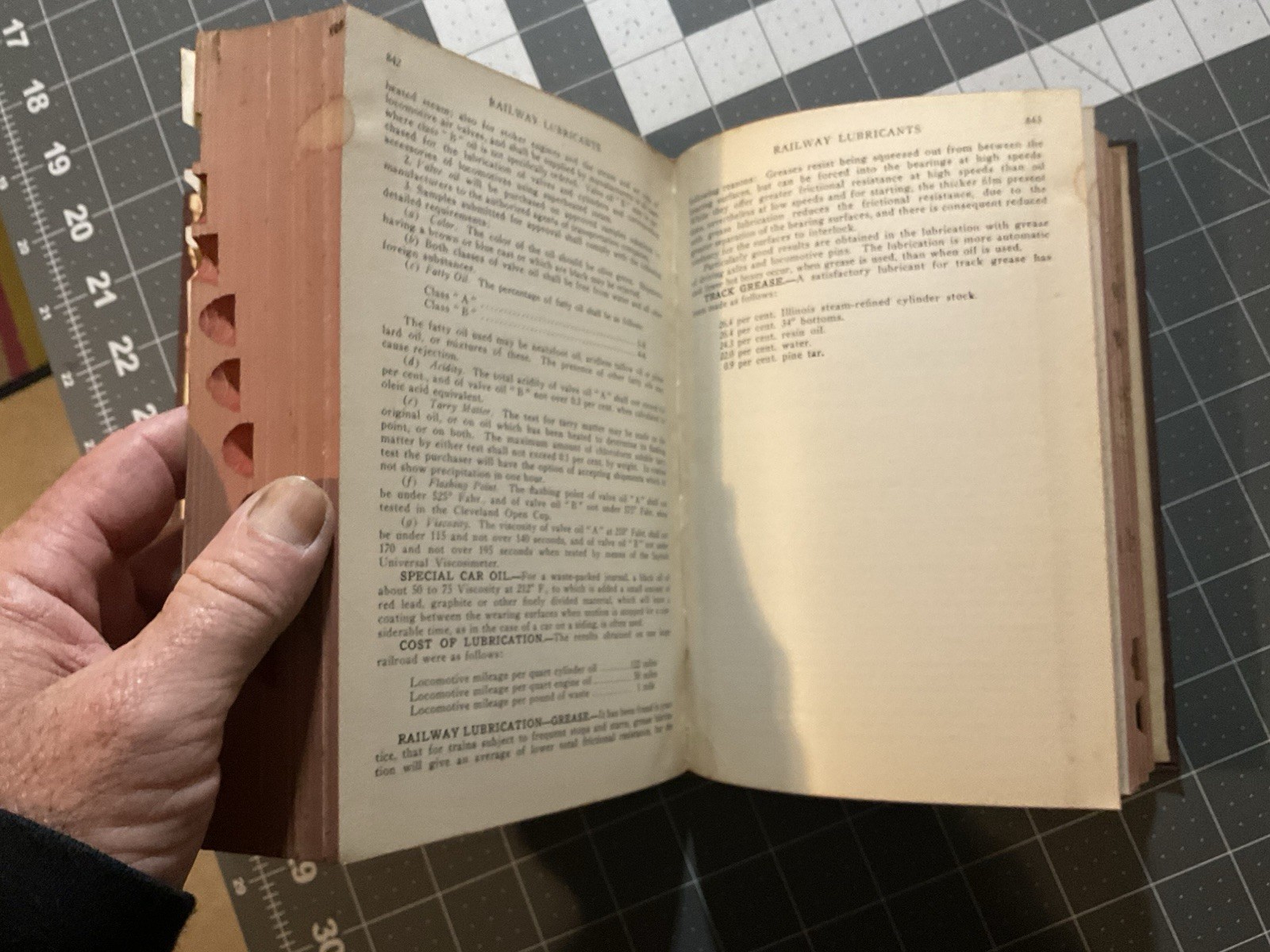 INDUSTRIAL OIL ENGINEERING, Battle 1926, Handbook of Industrial Oil Eng. (B Top)