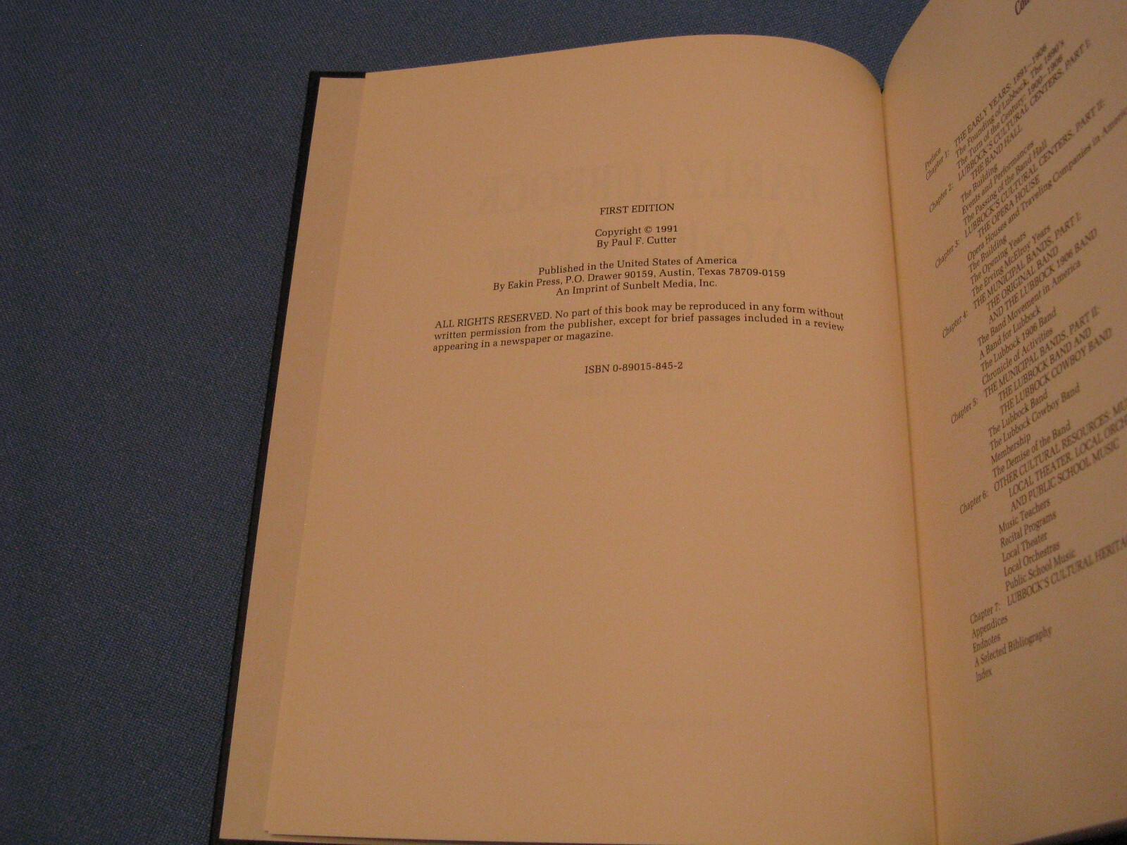 TEXAS. EARLY LUBBOCK BY PAUL F. CUTTER 1991 FIRST EDITION HARDBACK DUST JACKET