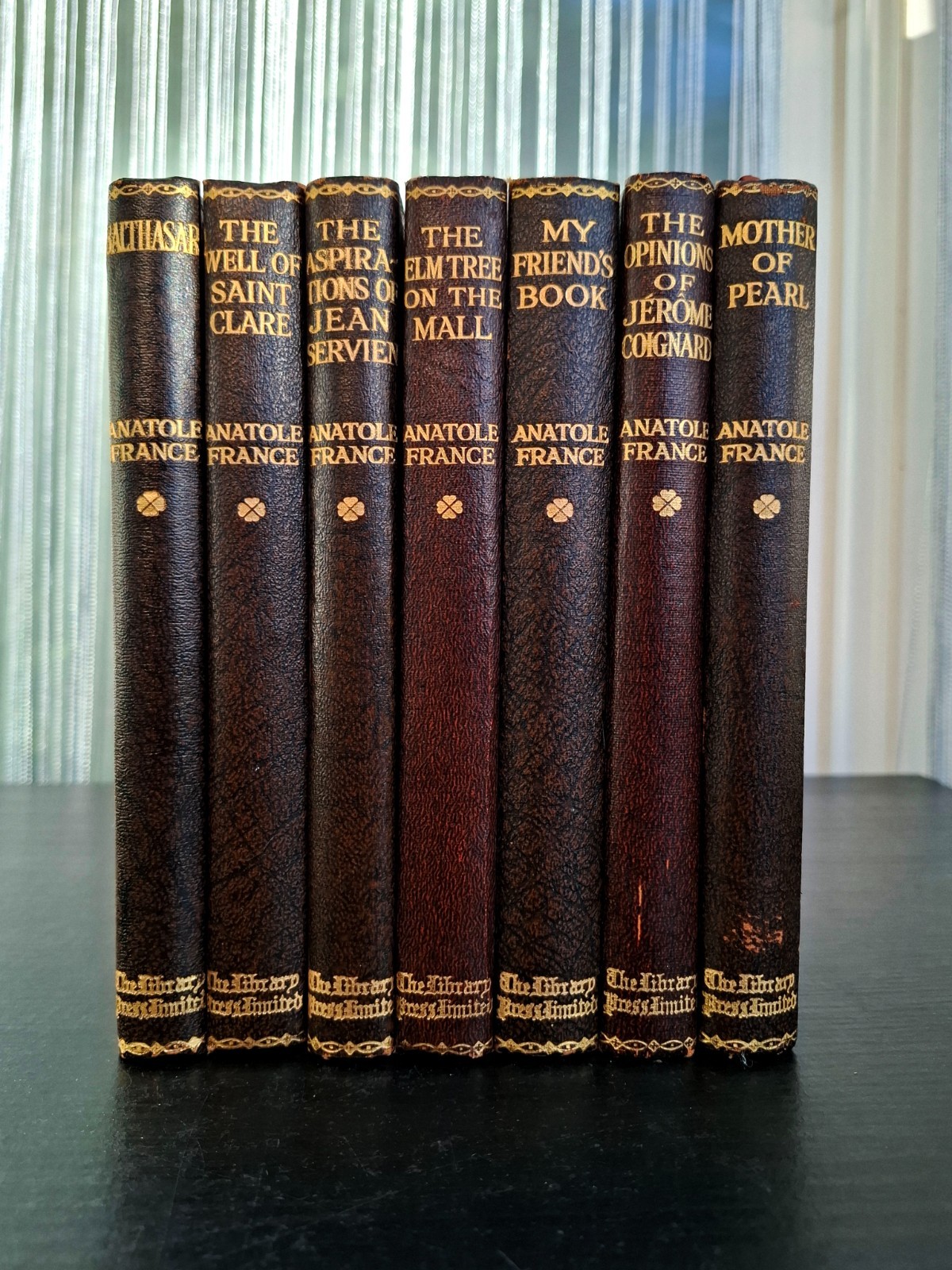 1925 – Anatole France Minerva Edition x7, Nobel Winner, Gilt Portrait Bindings