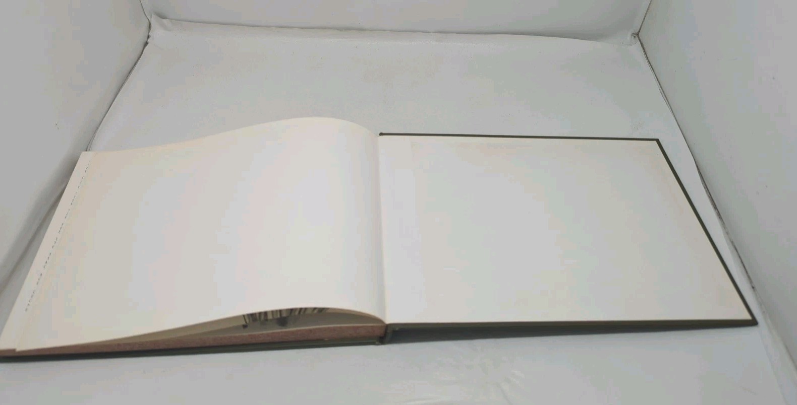 The Gardener’s Catalogue The Guide to Buying Plants 1976 Tom Riker HC DJ BCE