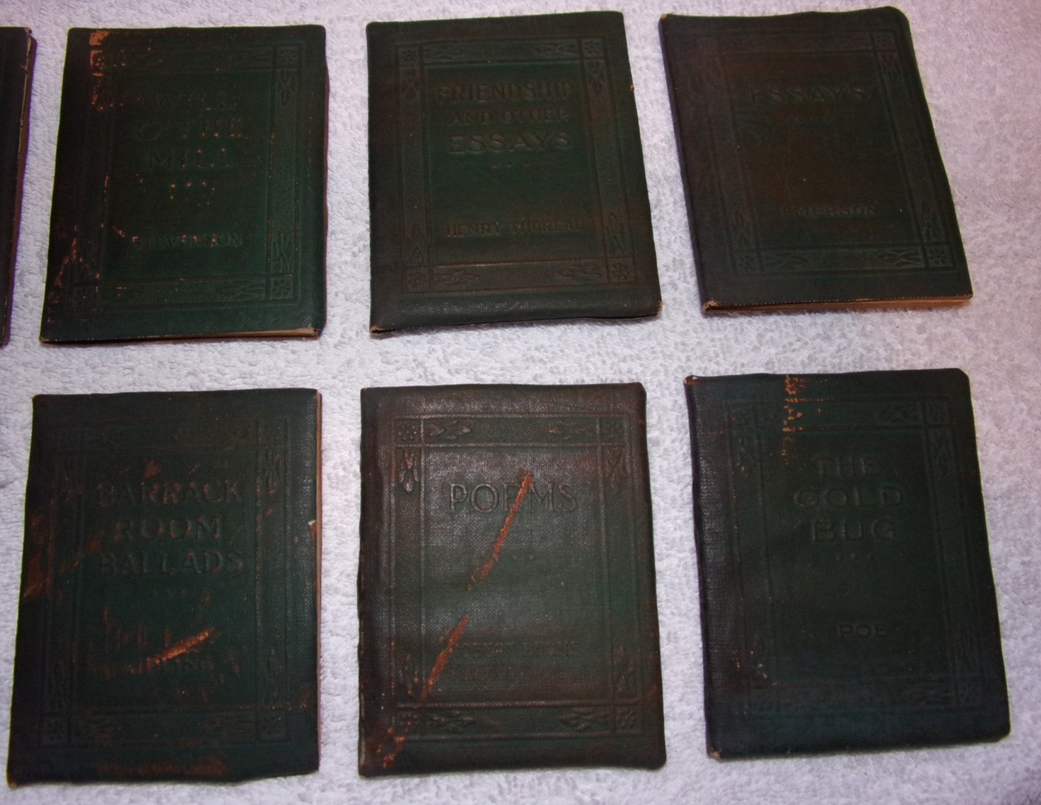 24 Little Leather Library Mini Books Various Writers Shakespeare, Poe, Wilde etc