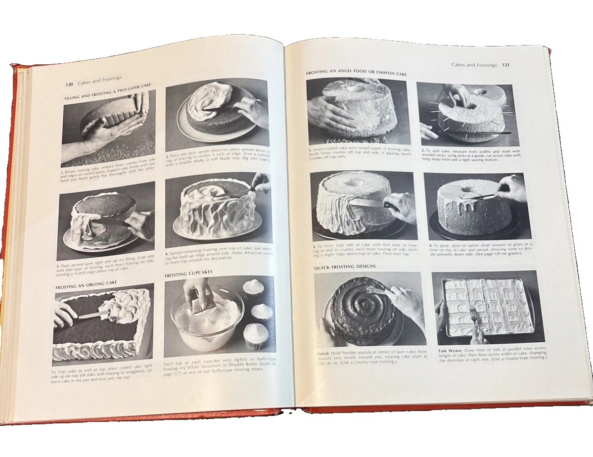 Betty Crocker’s Cookbook Red HC Pie Cover Holiday Ed. 1971 8th Printing Damaged*