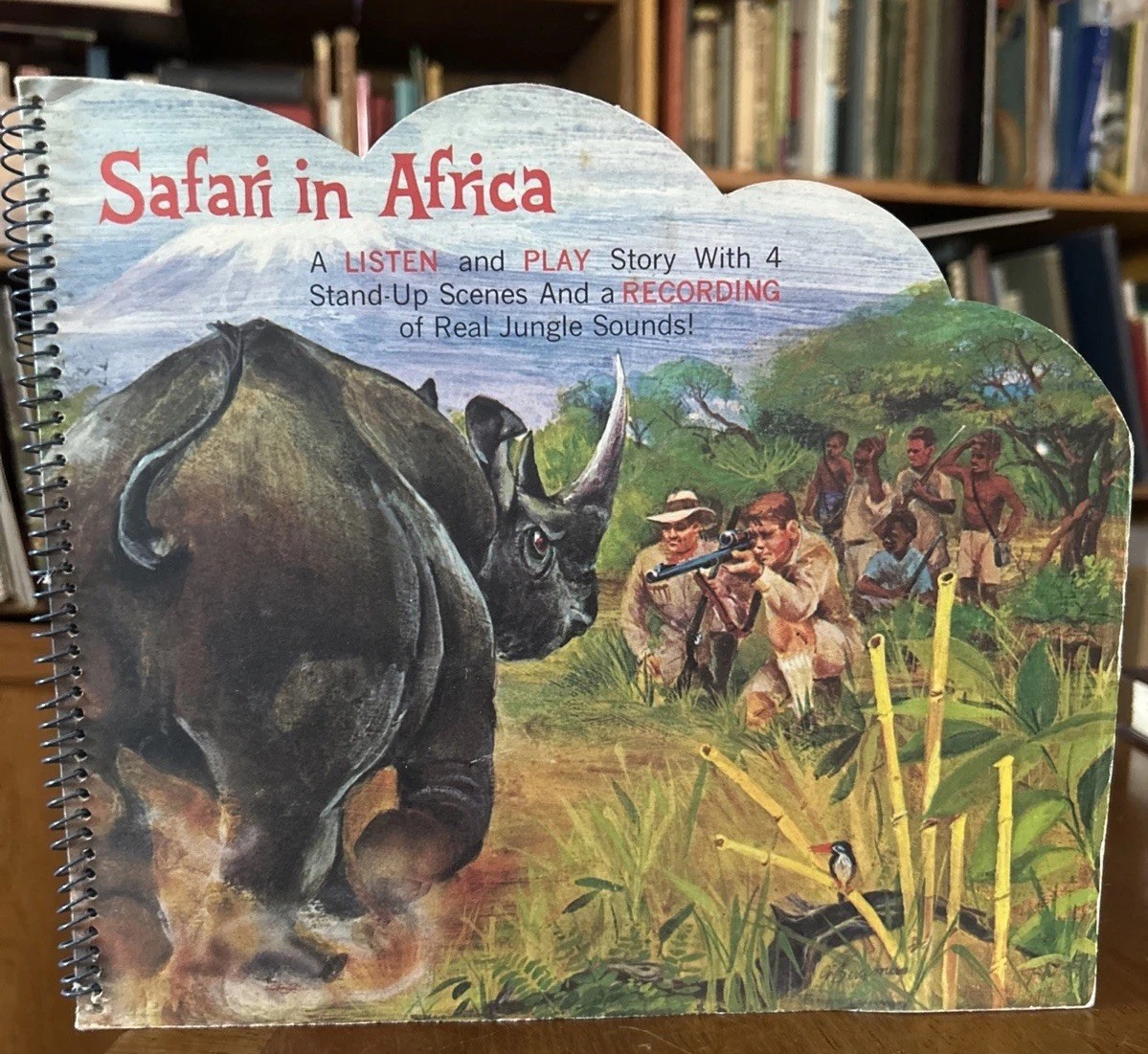 Hallmark SAFARI IN AFRICA 1967 pop-up book with record Listen and Play