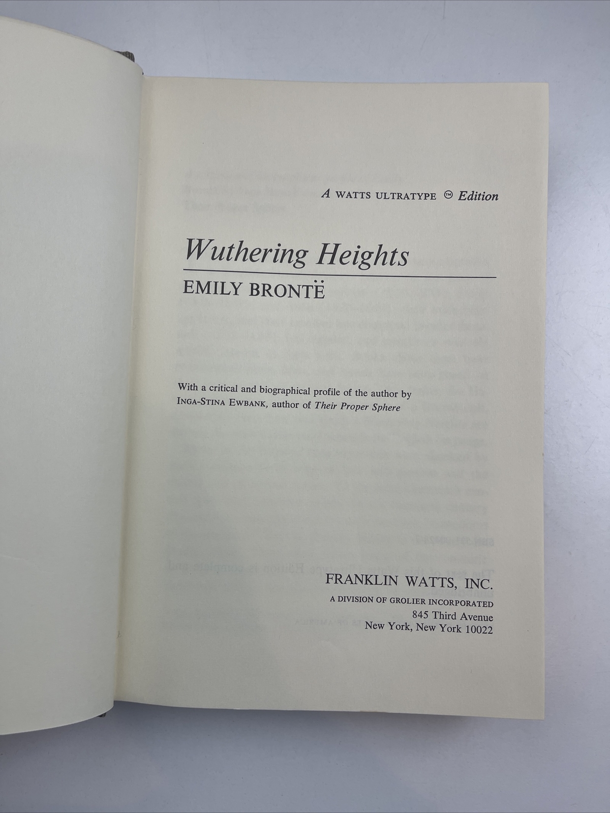 A Watts Ultratype Ed: Wuthering Heights-Brontë & Anna Karenina-Tolstoy
