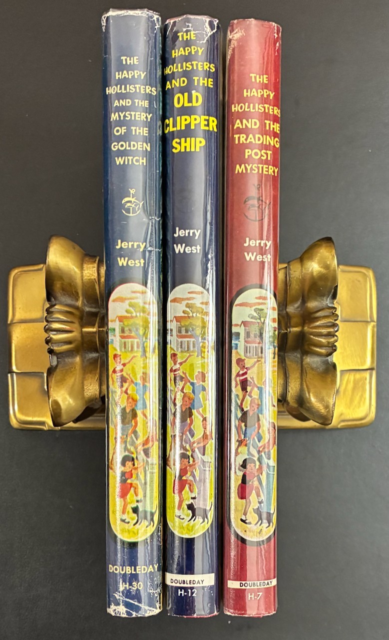 The Happy Hollisters Book Lot: Trading Post Old Clipper Ship Golden Witch HC VG+