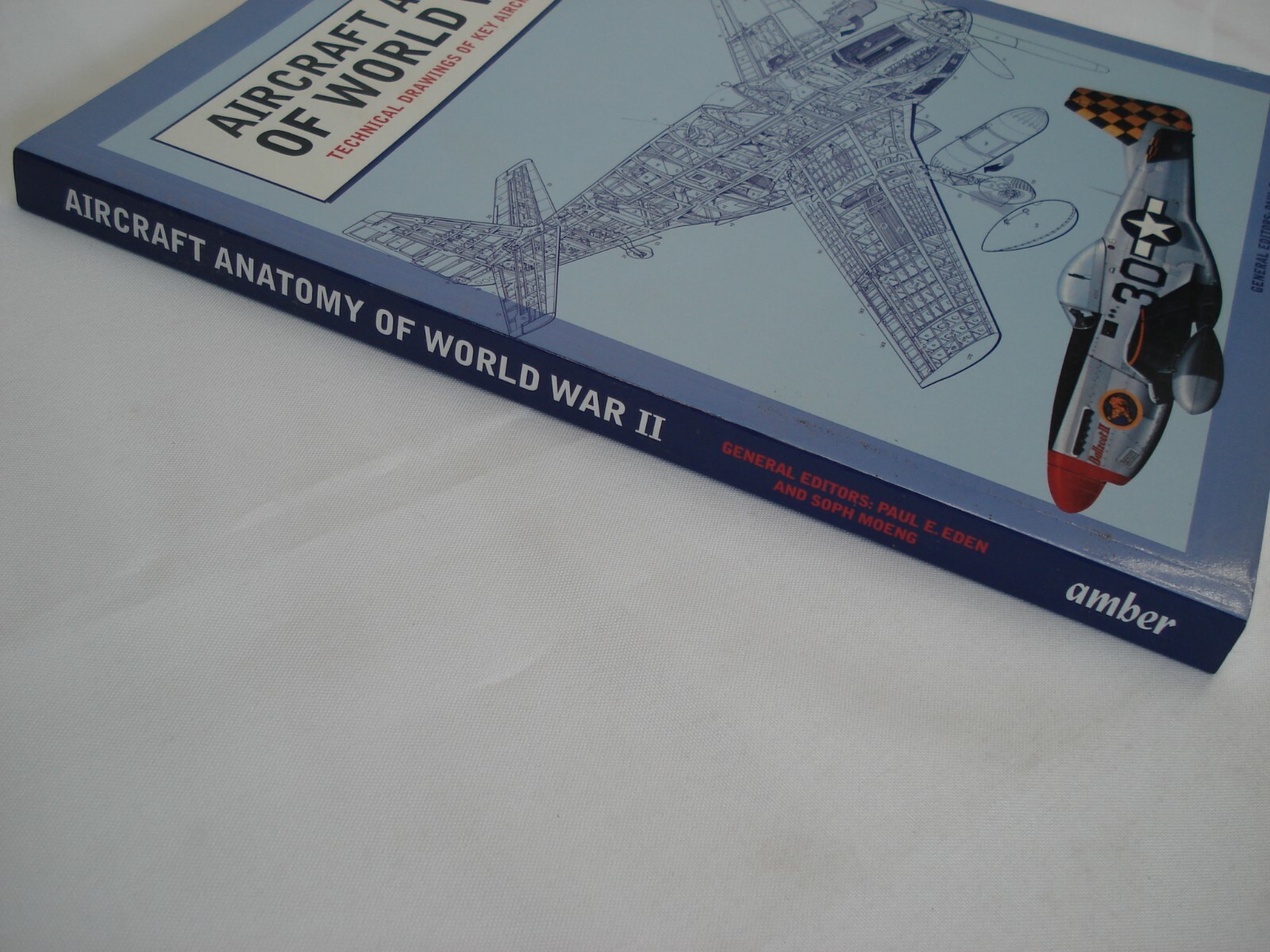 2009 AIRCRAFT ANATOMY OF WWII TECHNICAL DRAWINGS 1939-45 HISTORICAL BOOK