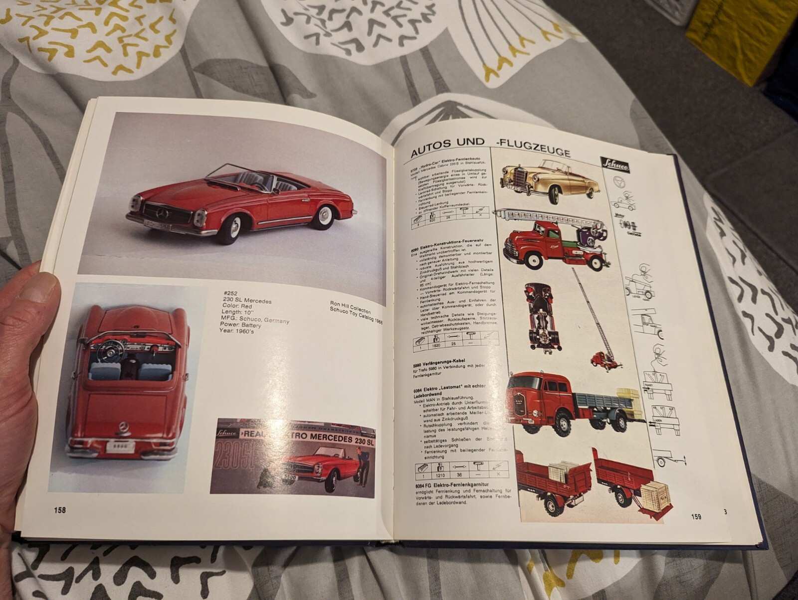 Collecting The Tin Toy Car 1950-1970 By Dale Kelley (Hardback)