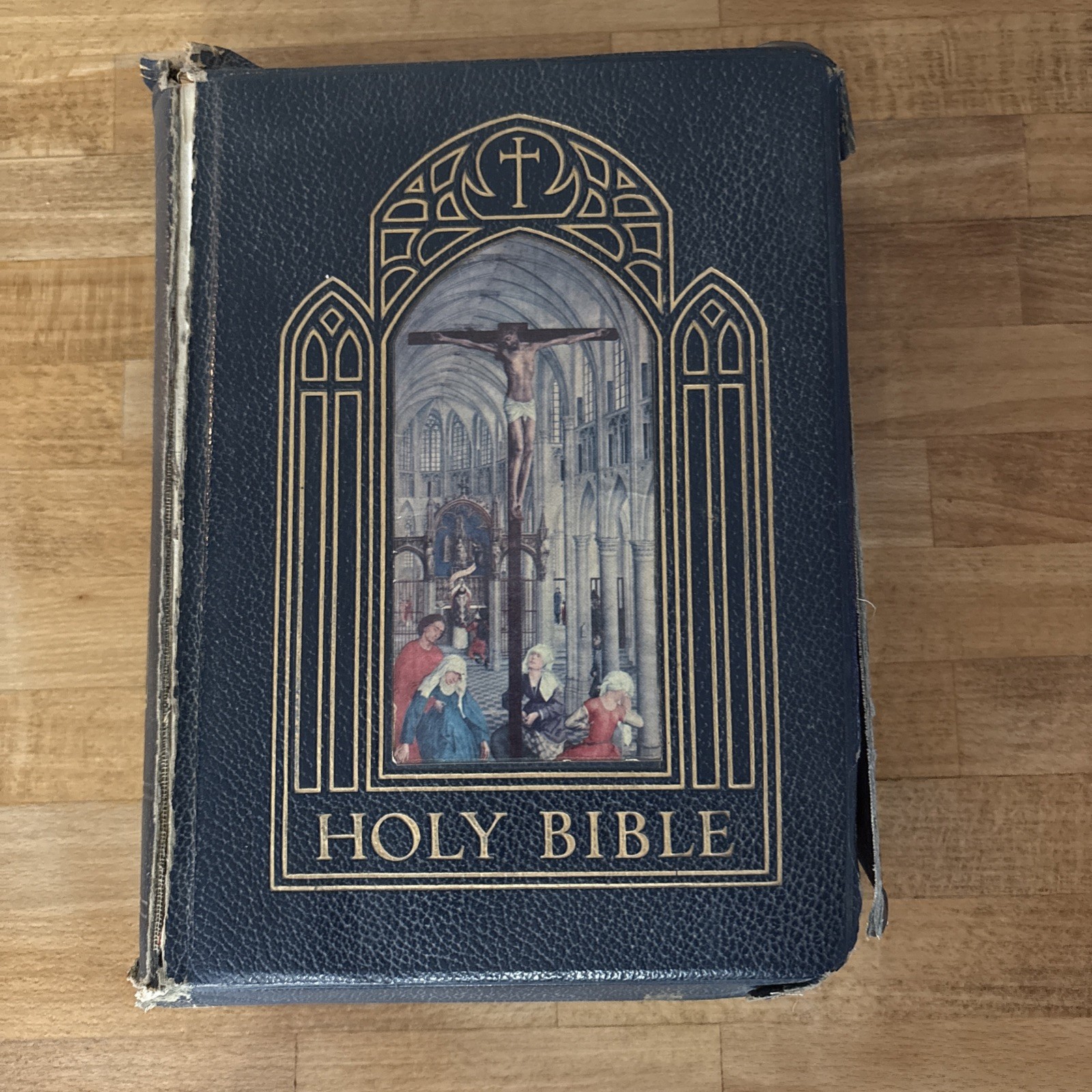 Collectibles: The Family Rosary Edition of the Holy Bible: to Jesus through Mary