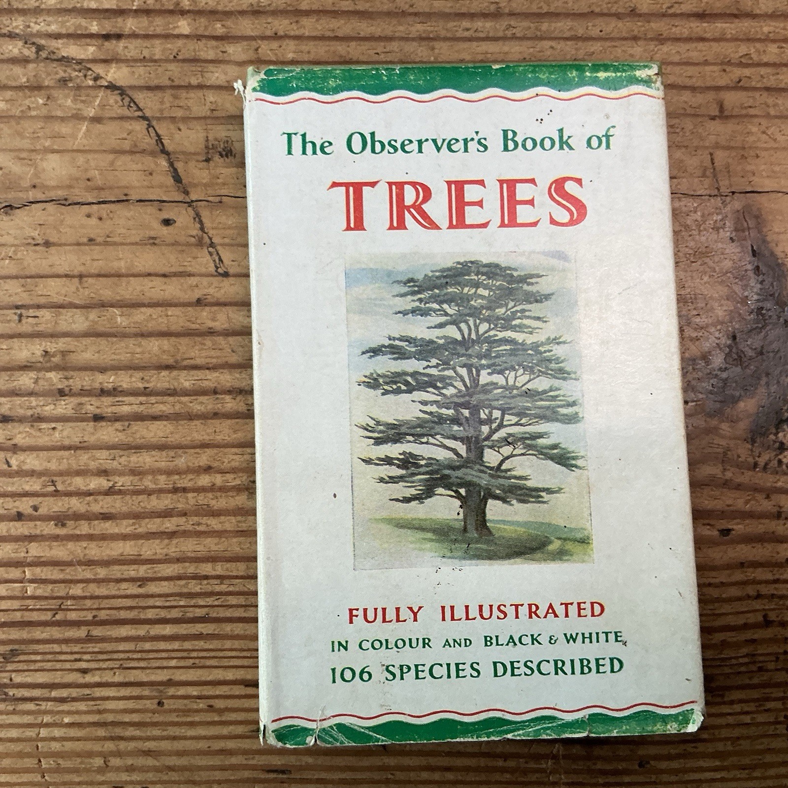 lot Of 2 THE OBSERVER’S BOOK OF CATS / TREES – Pocket Books Vintage Very Good