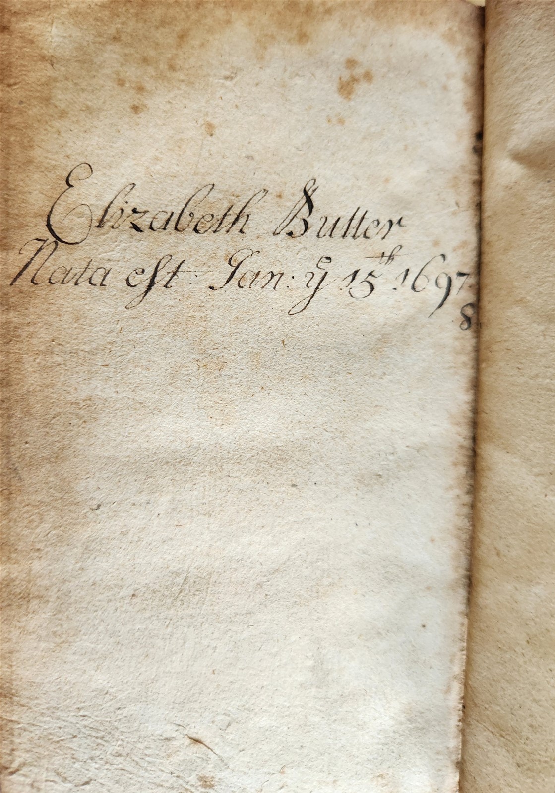 1672 BIBLE in ENGLISH antique 17th CENTURY vellum binding